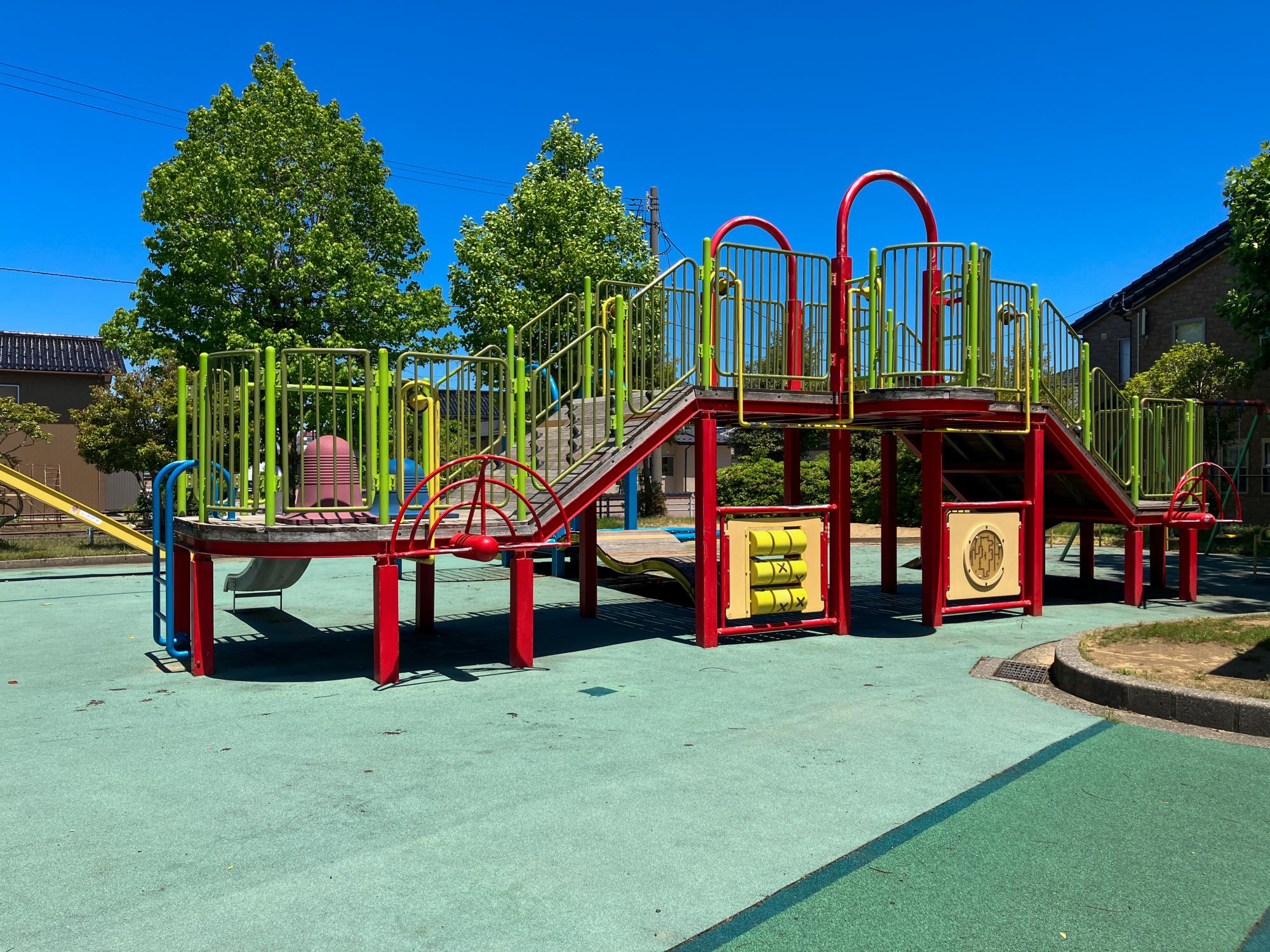 額新保中央公園