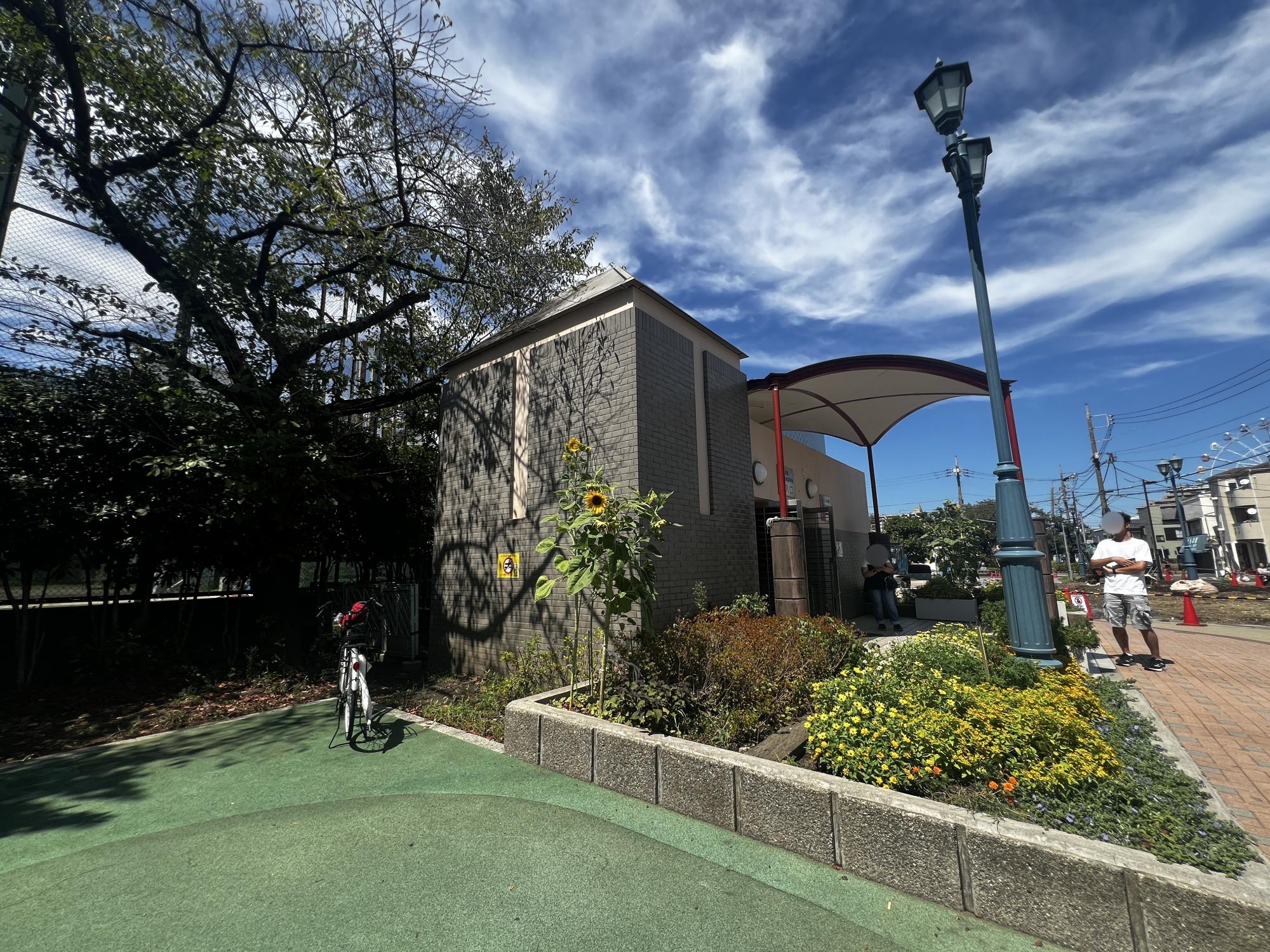 荒川区立あらかわ遊園運動場