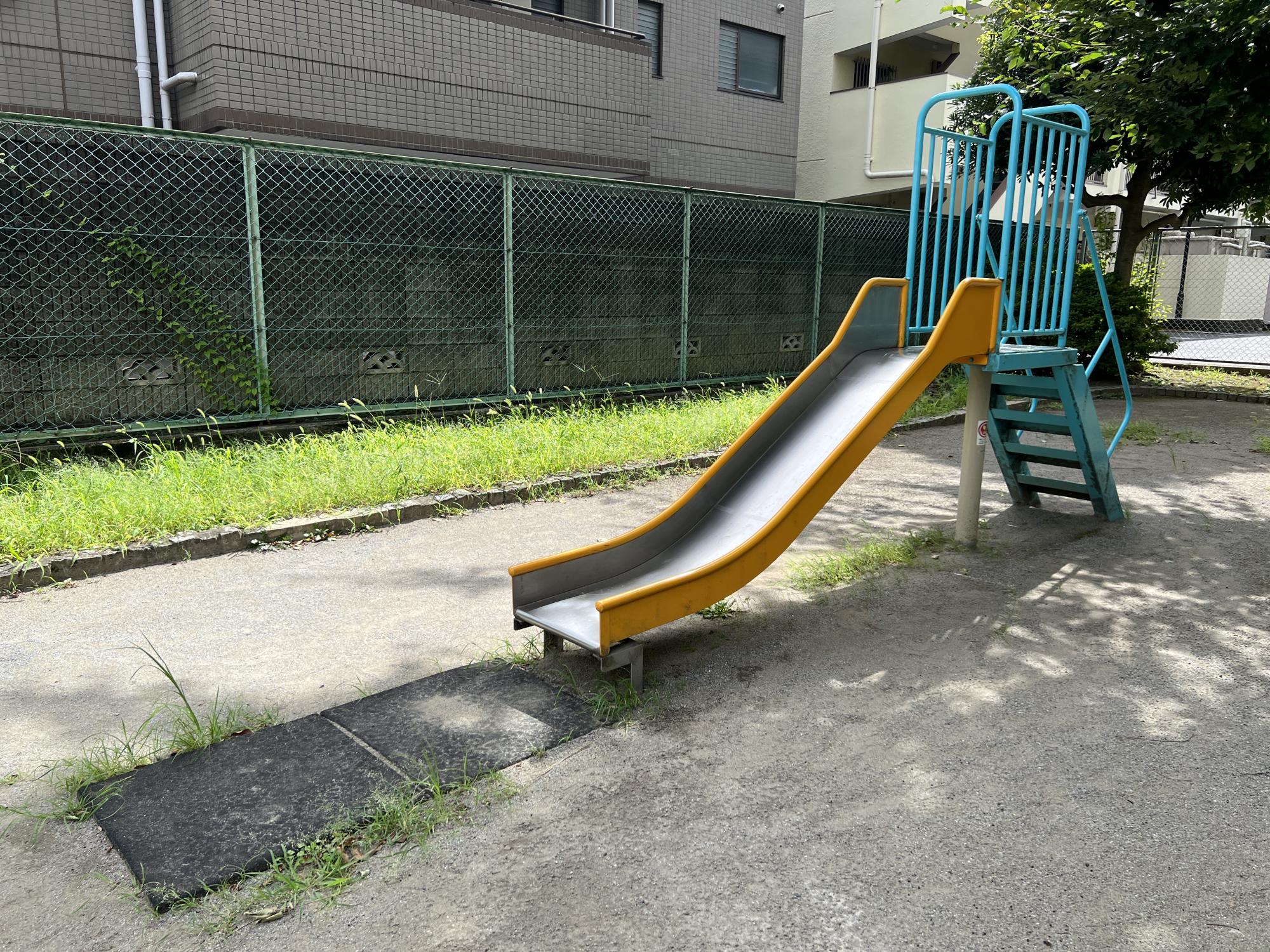 東坂下一丁目児童遊園