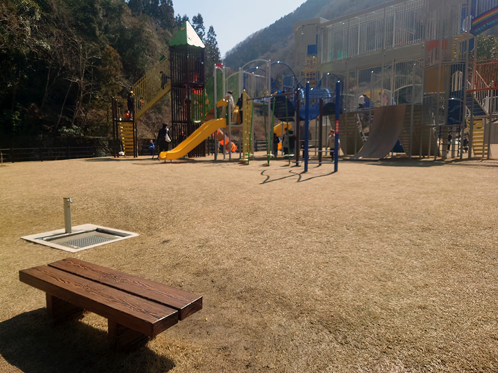 椛川ダム下公園