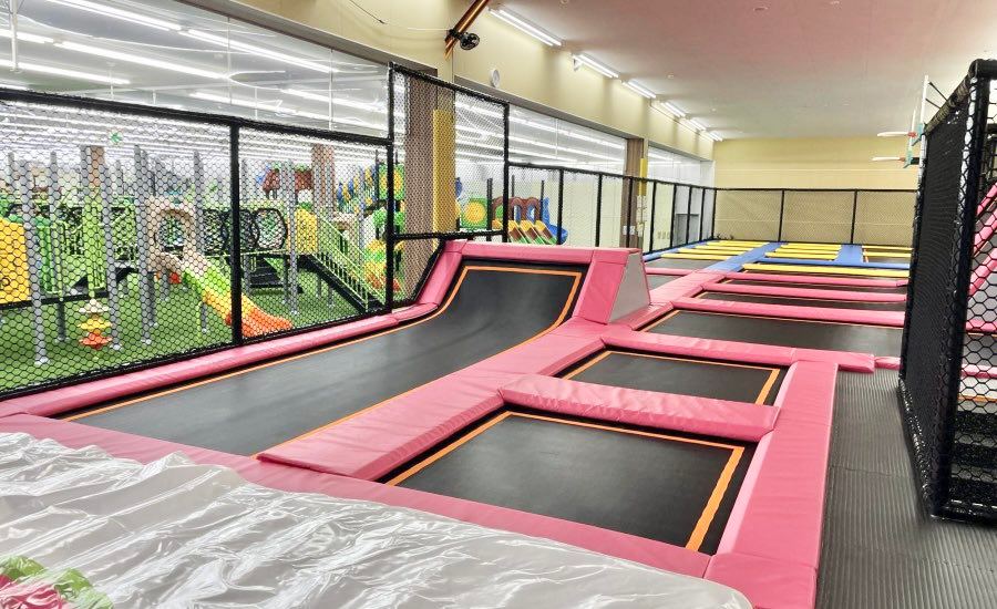 JUMPIN'DREAMトランポリンパーク