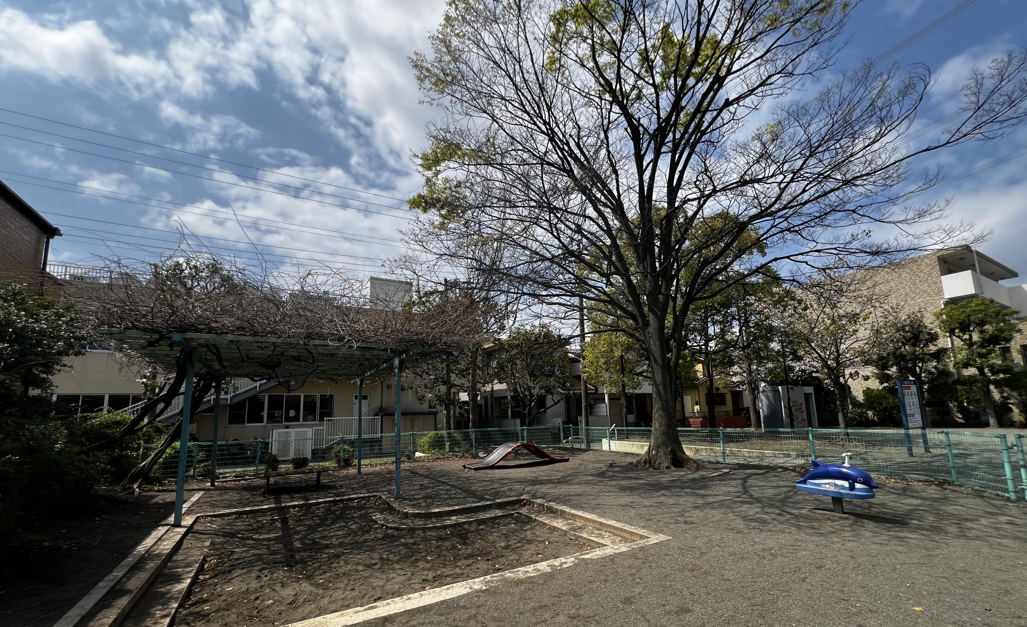 富士見第1街区公園（ローラー公園）