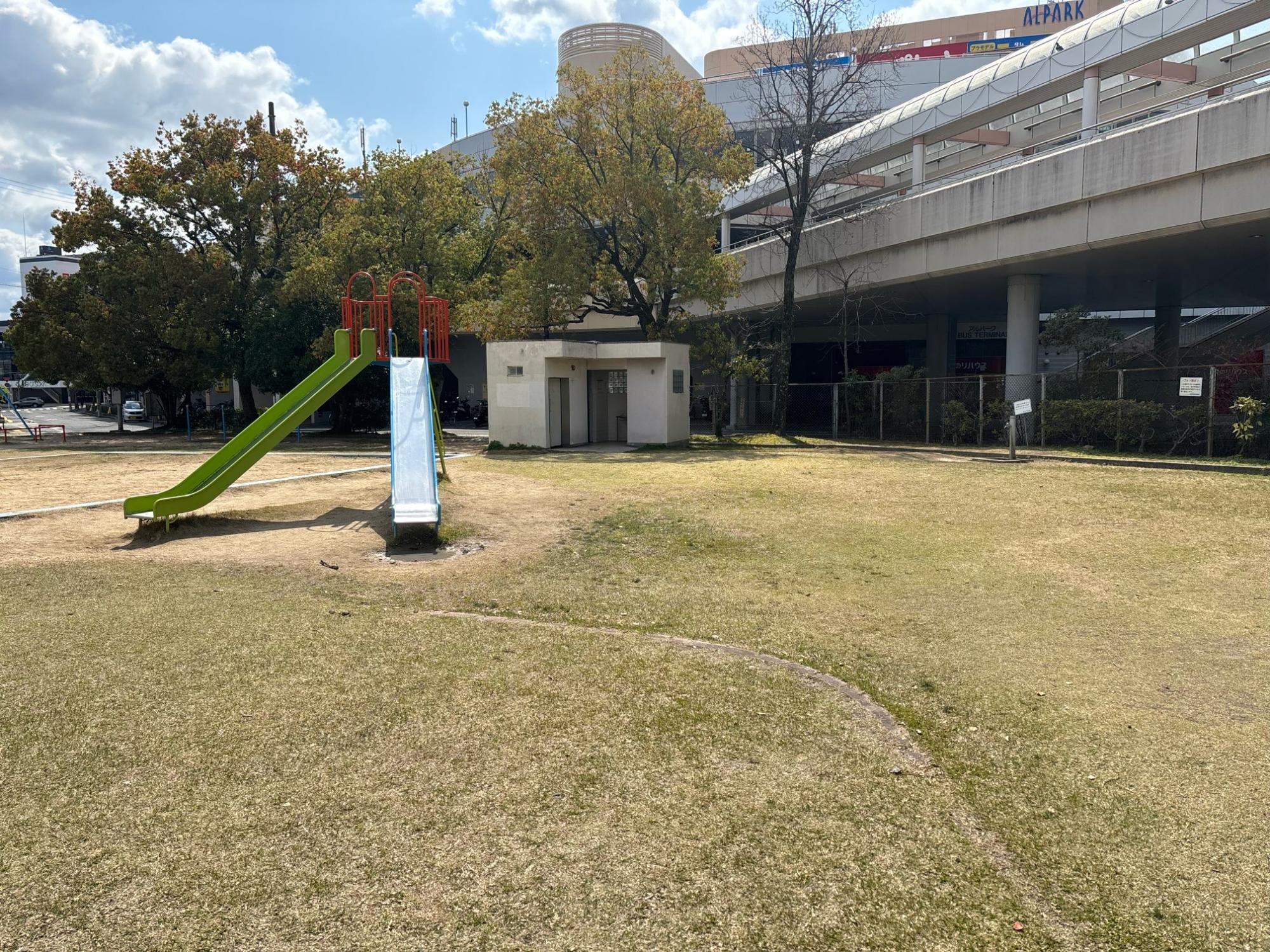 西部埋立第四公園