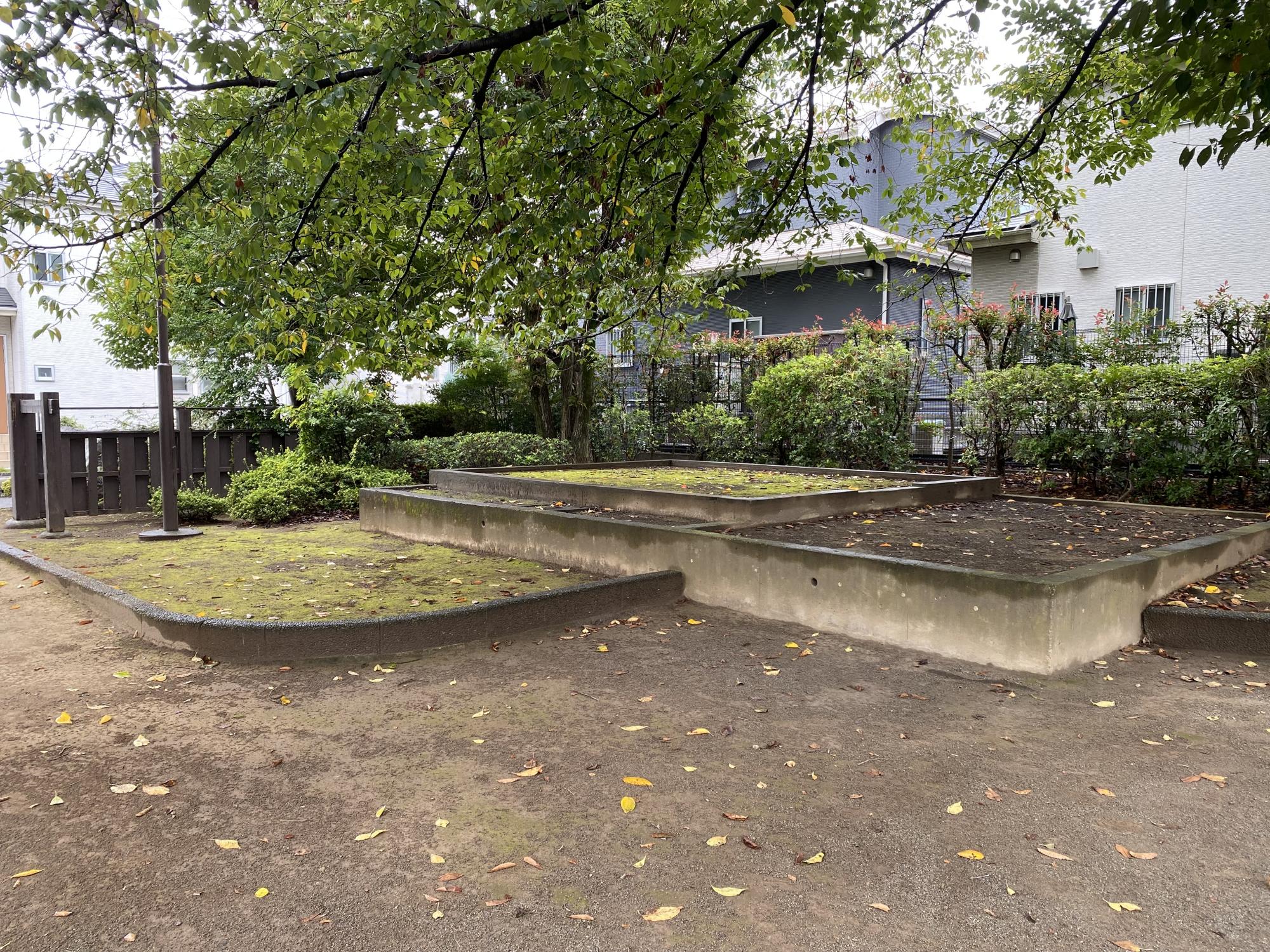 西六いこいの森公園