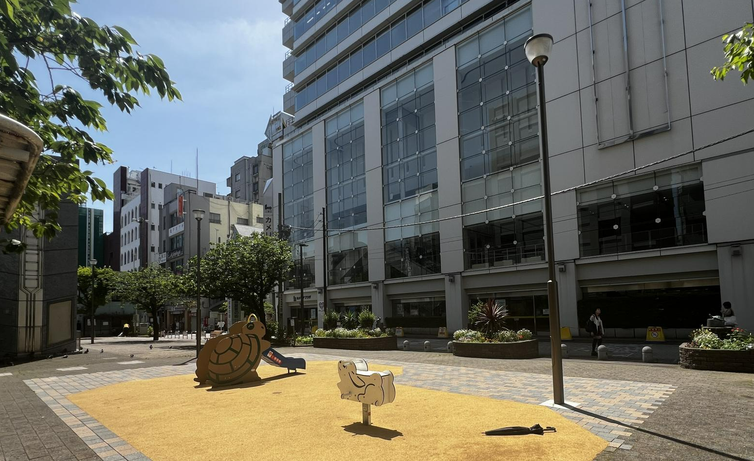 亀戸駅前公園（羽亀公園）＆かめ・うさぎ児童遊園