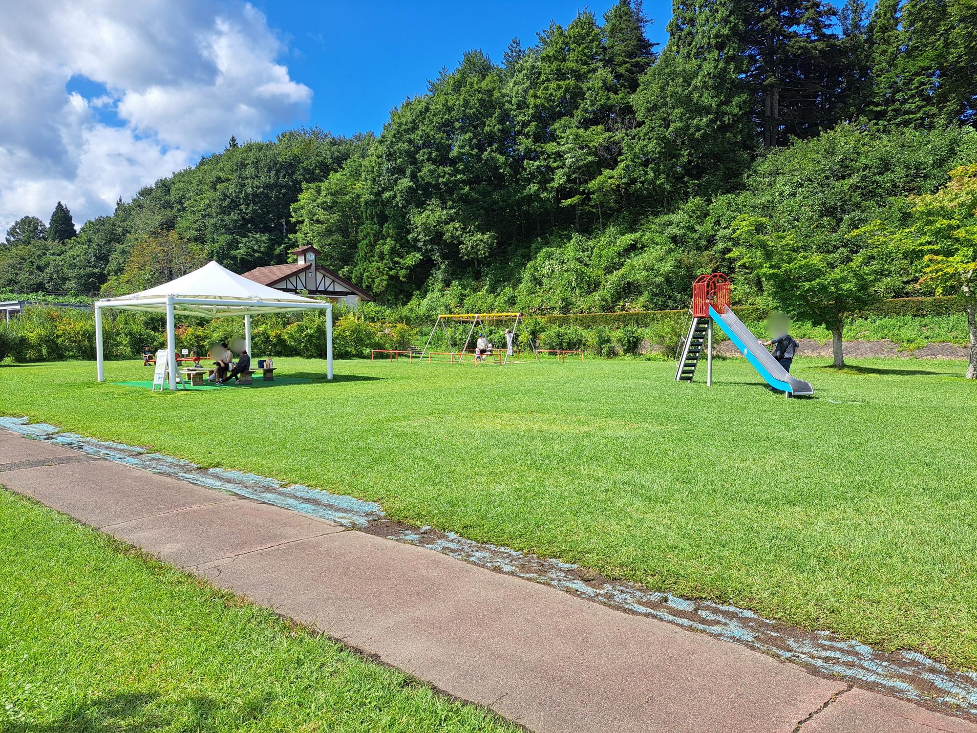 御所湖広域公園 乗り物広場