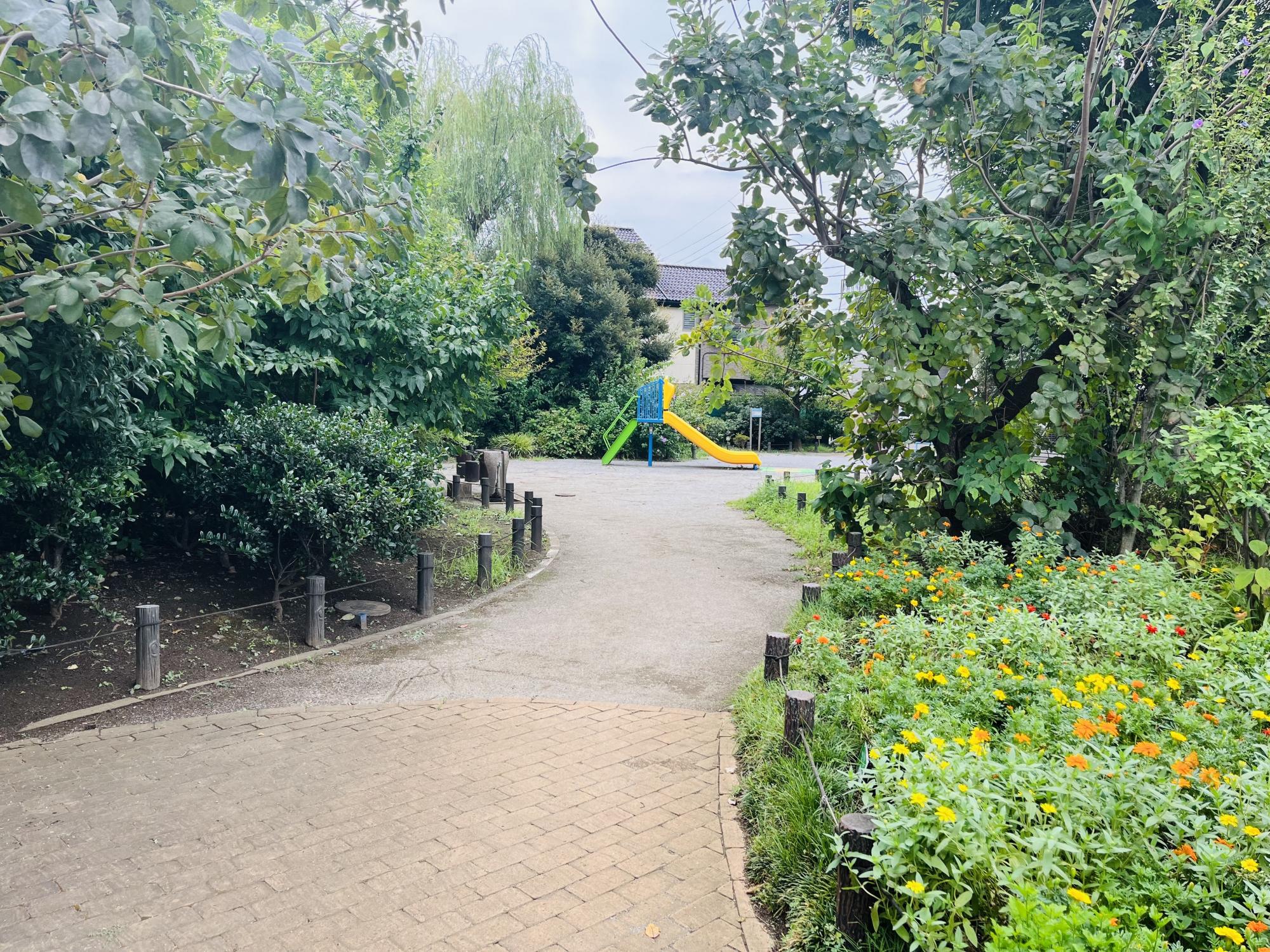 春日なかよし公園