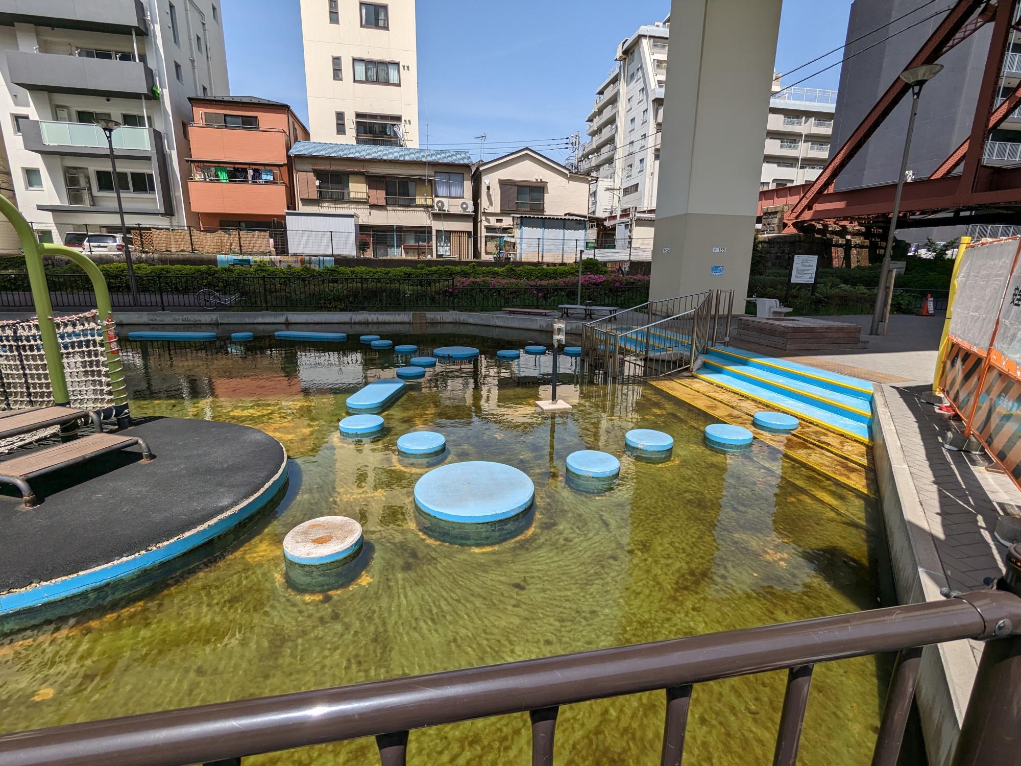 堅川河川敷公園