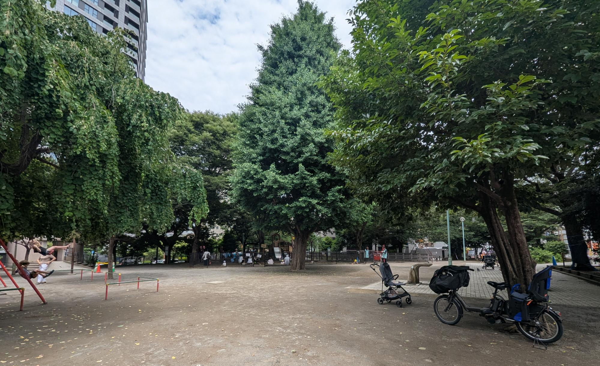 笄(こうがい)公園