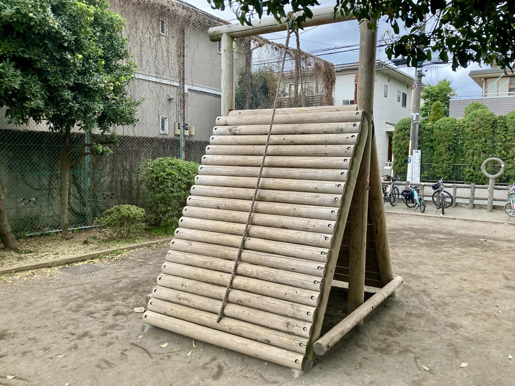 下連雀みなみうら児童公園