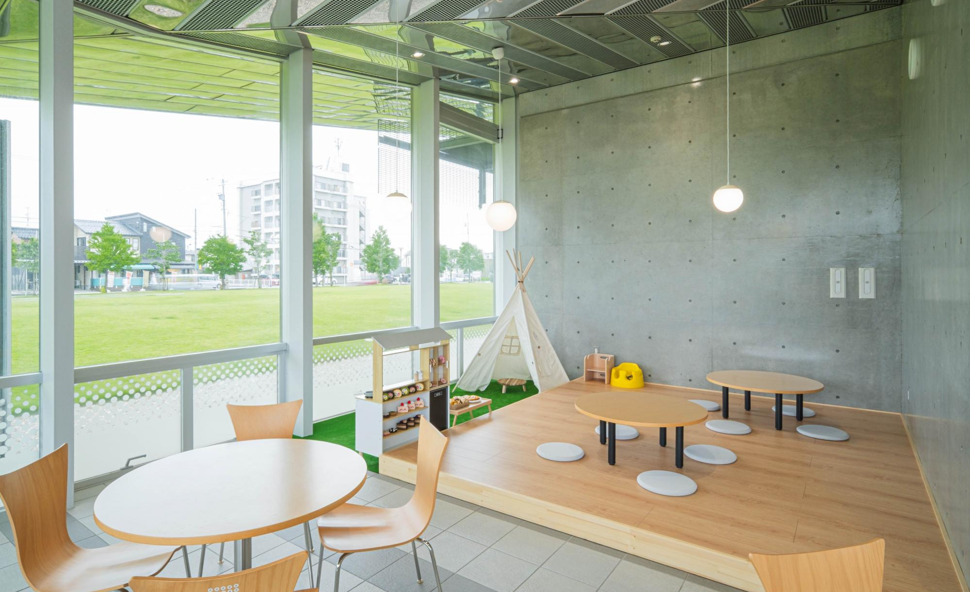 Cafe DOT （カフェ ドット）