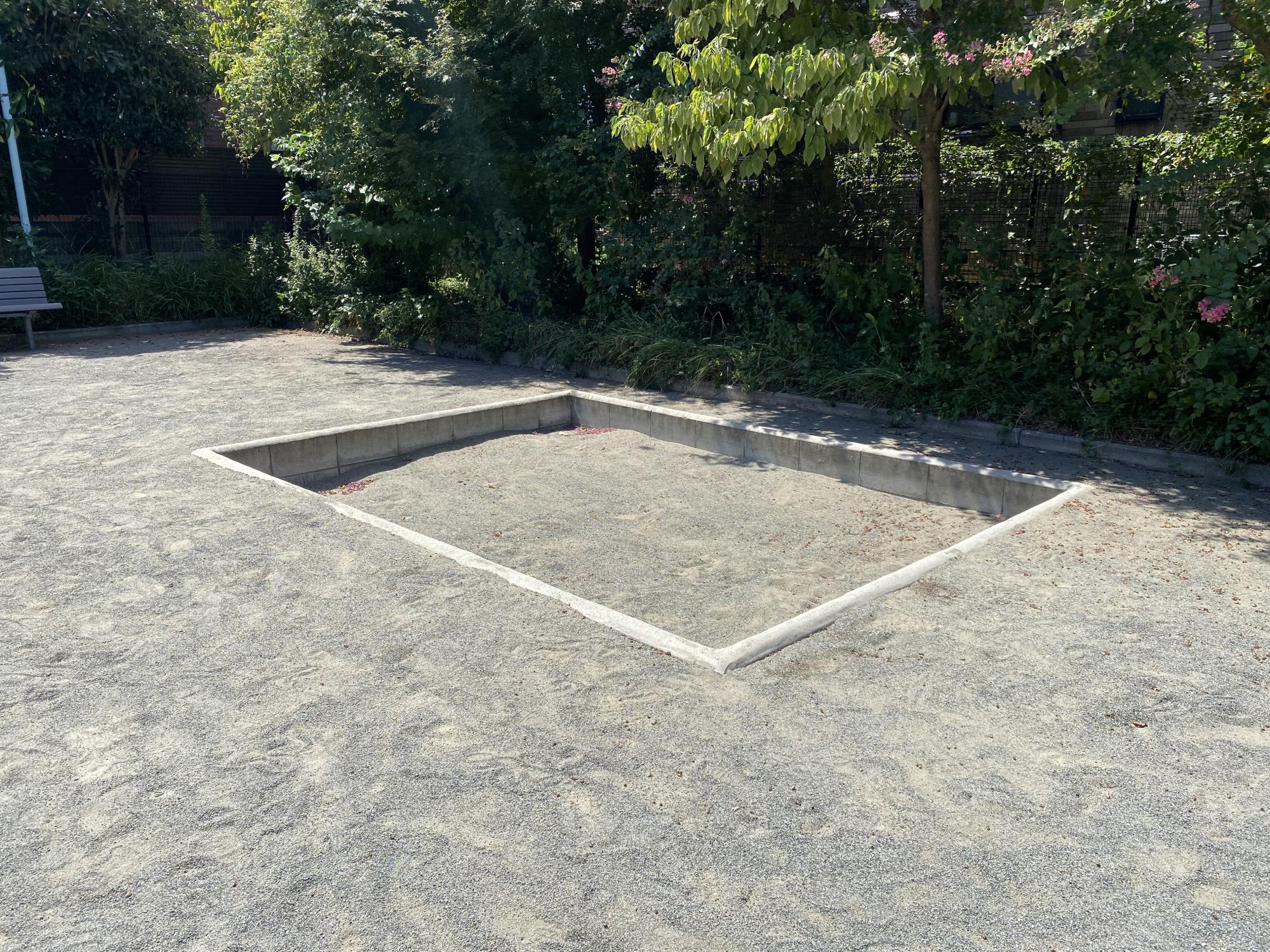 新町さつき公園