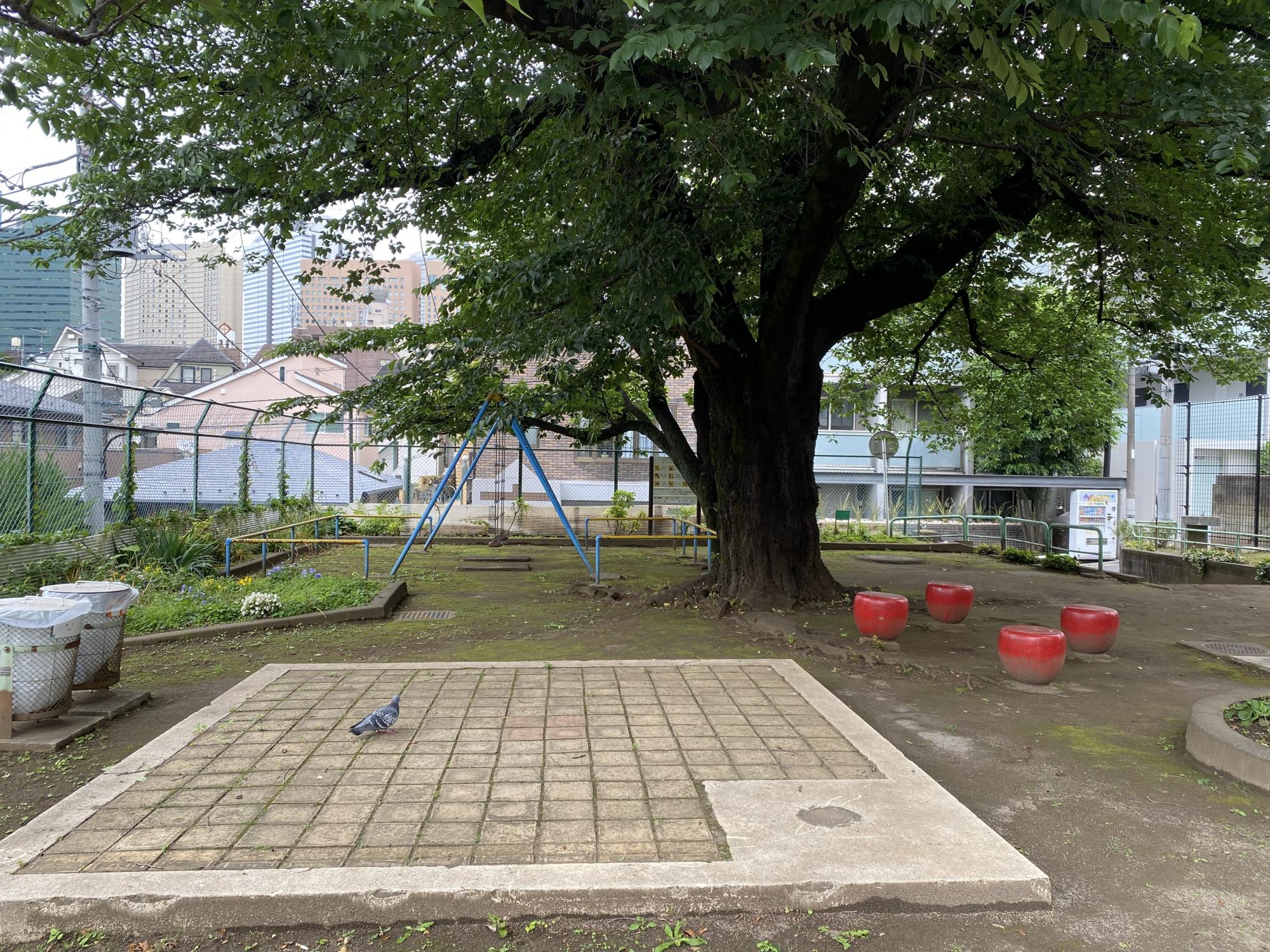 十二社児童遊園