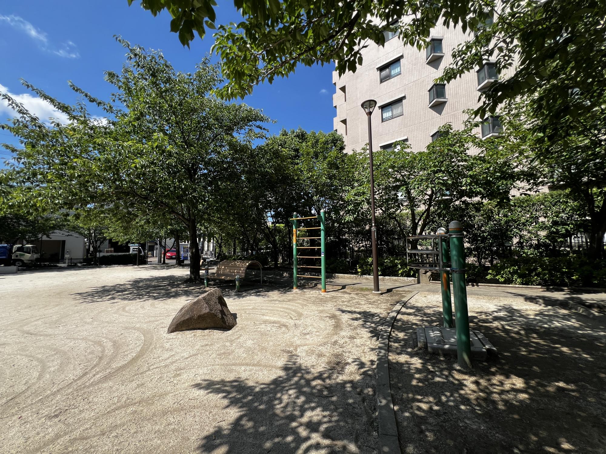 西一之江さくら公園