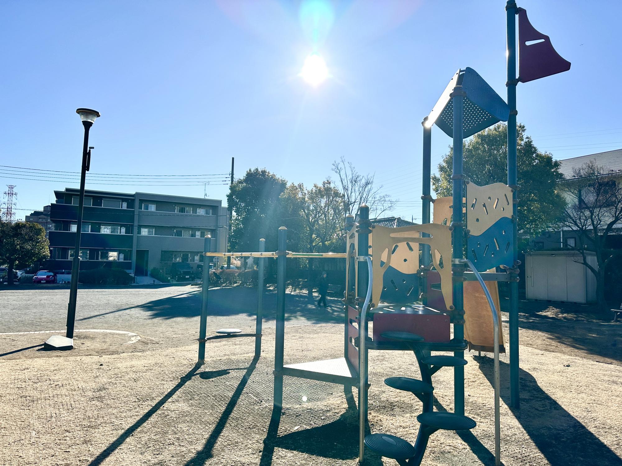 桜並木ほおずき公園