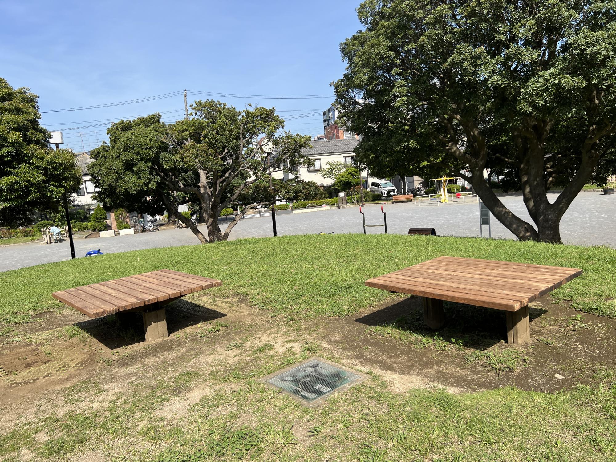 雷（いかずち）公園