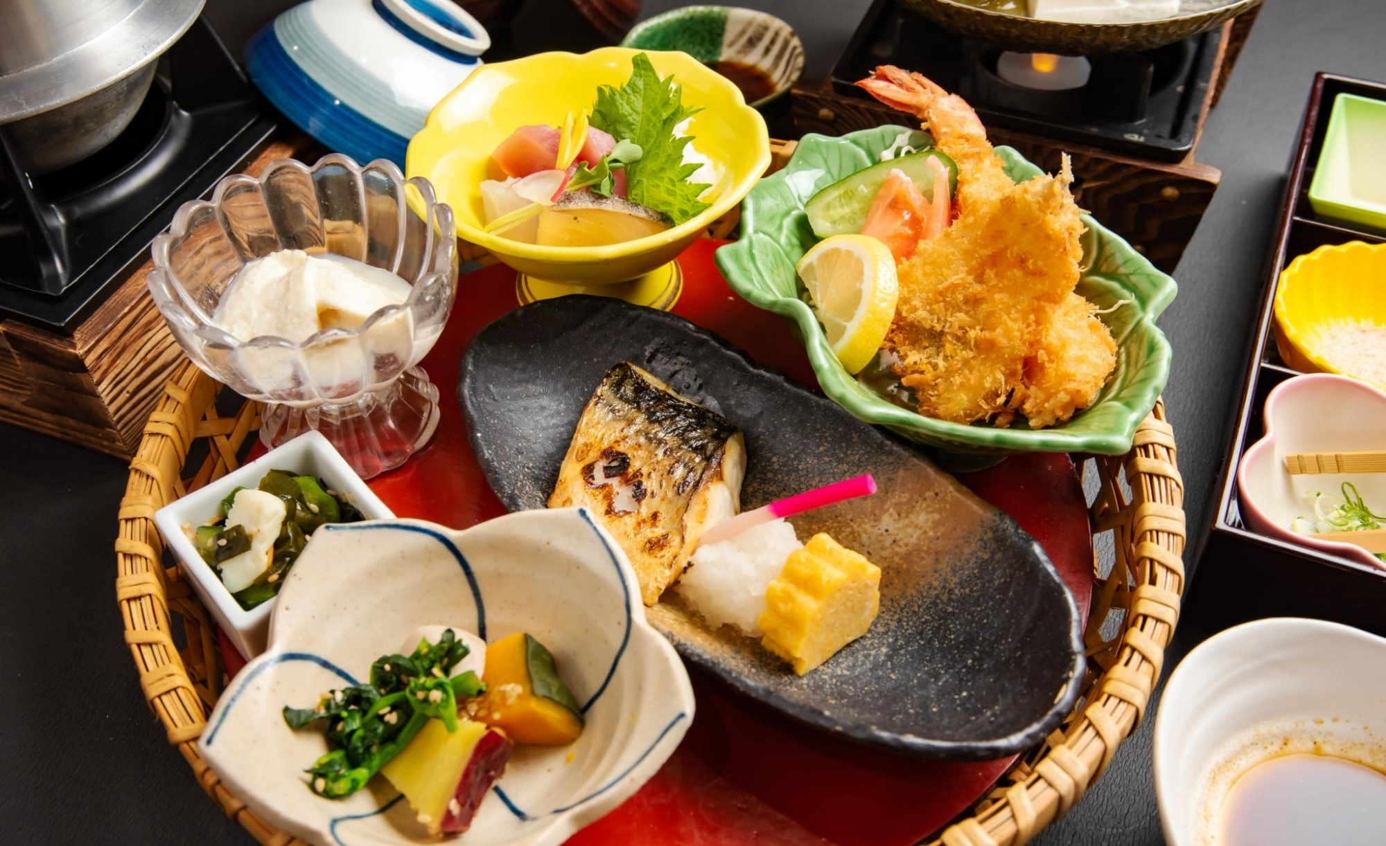 天然にがり寄せ豆冨と釜めし 魚信