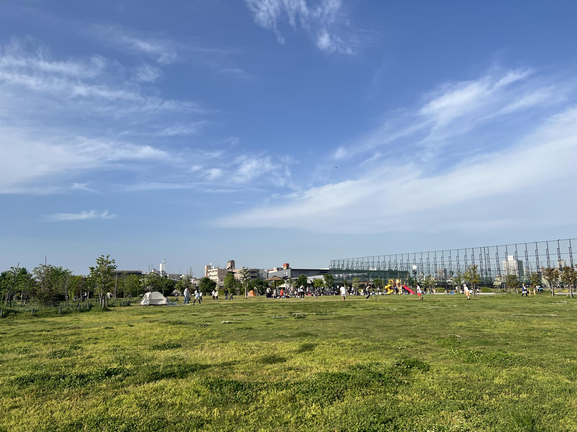 新河岸東（しんがしひがし）公園