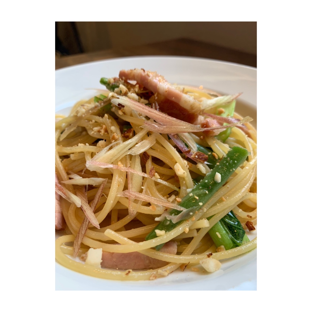 migi to hidari (ミギトヒダリ)