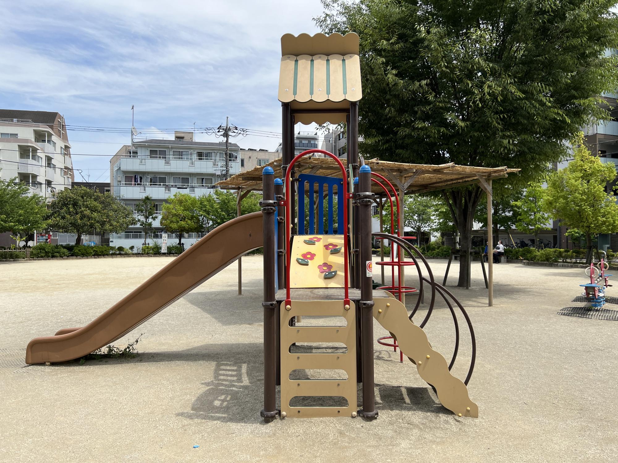 仲町（なかちょう）公園