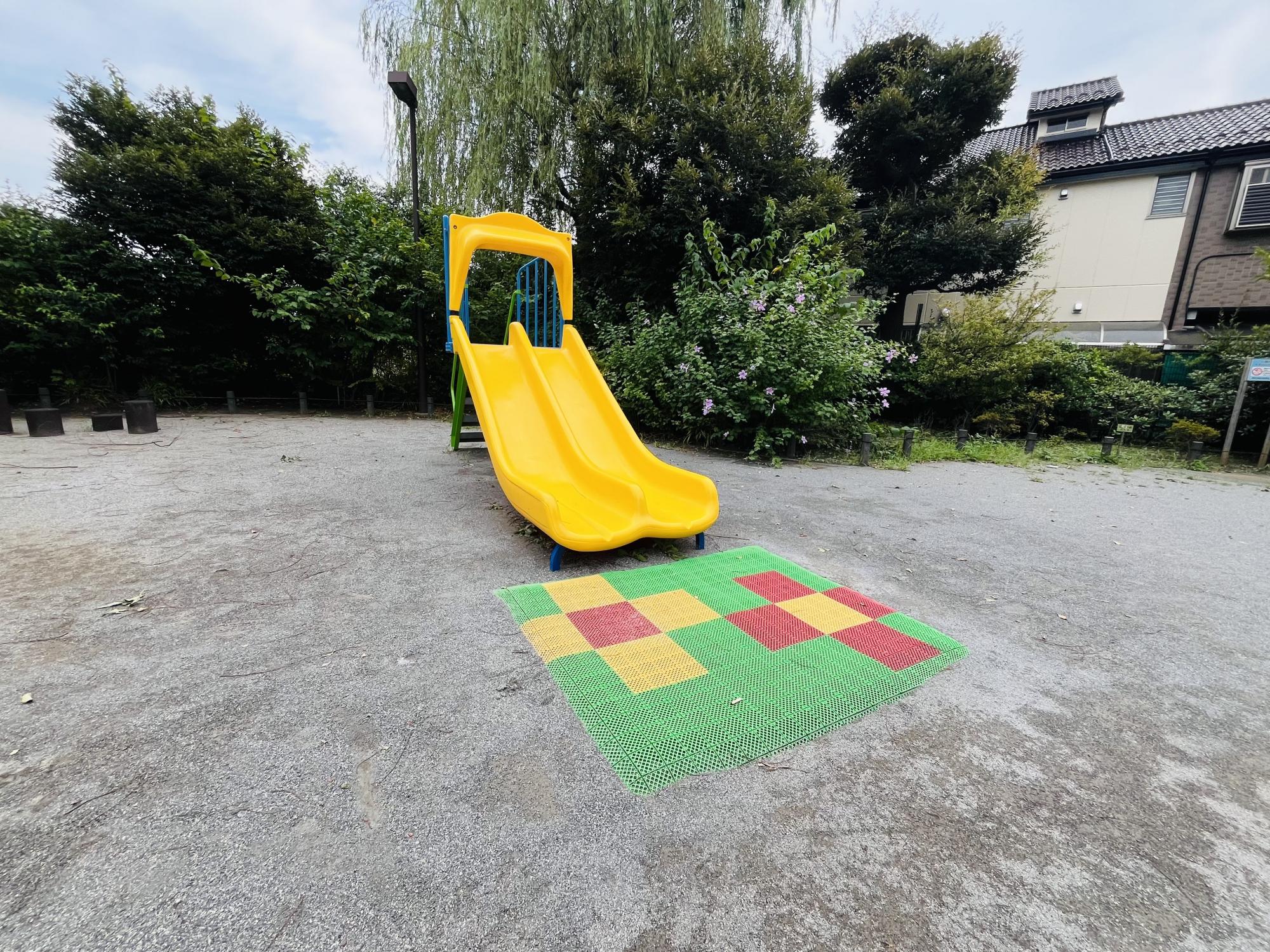 春日なかよし公園