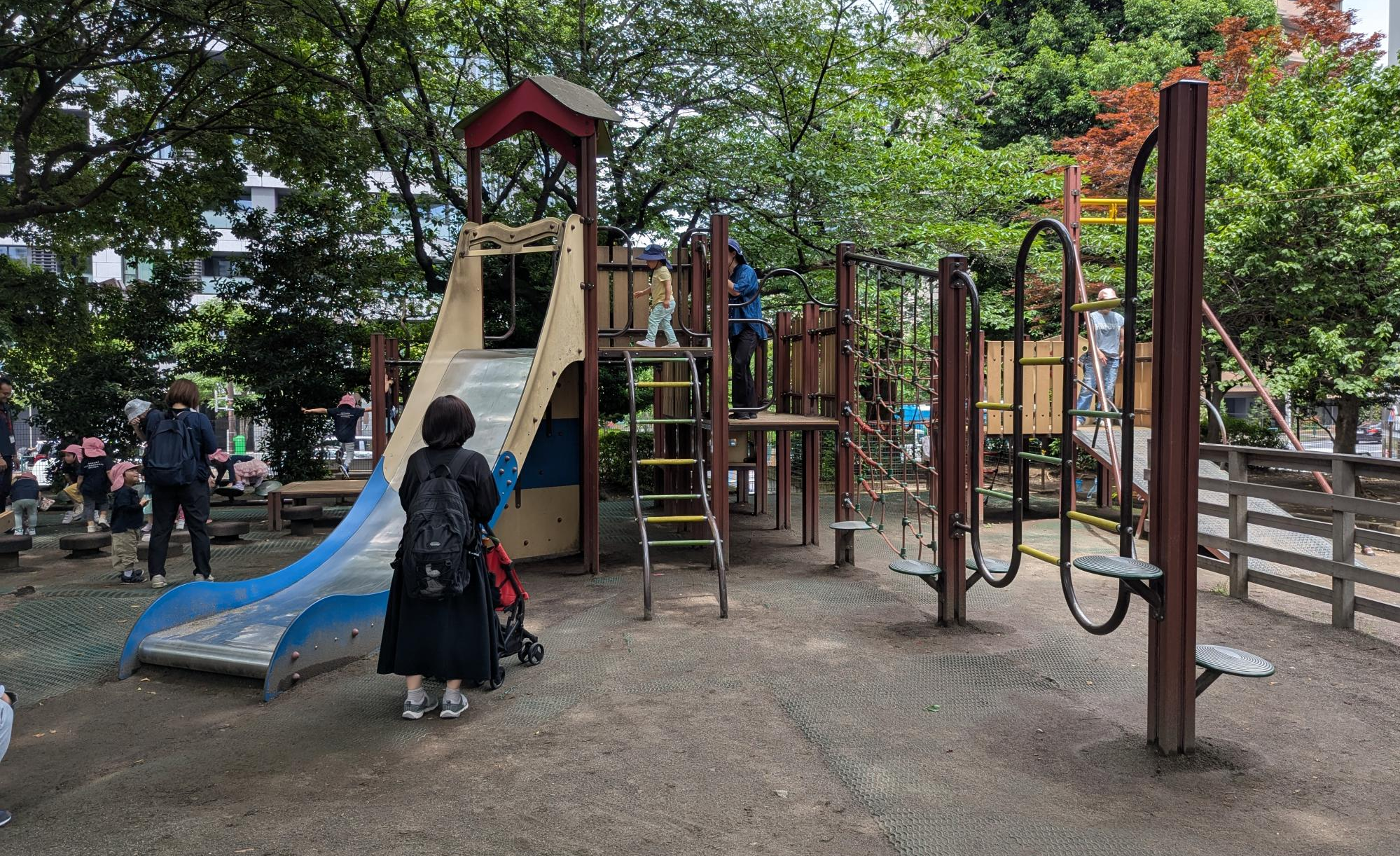 笄(こうがい)公園