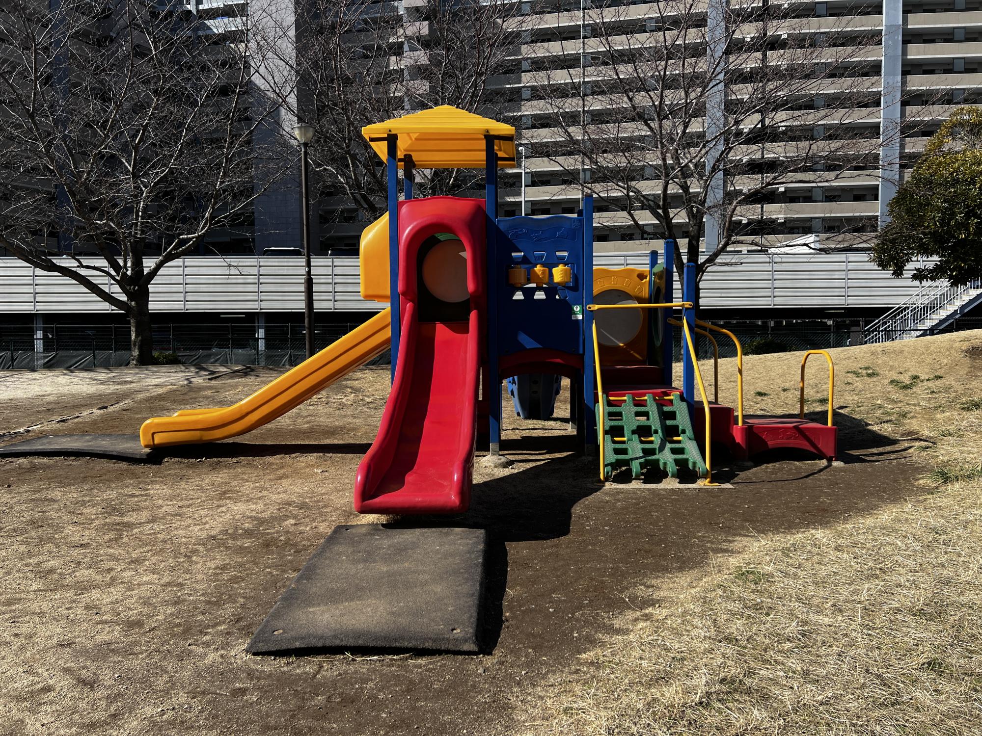 江戸川二丁目広場