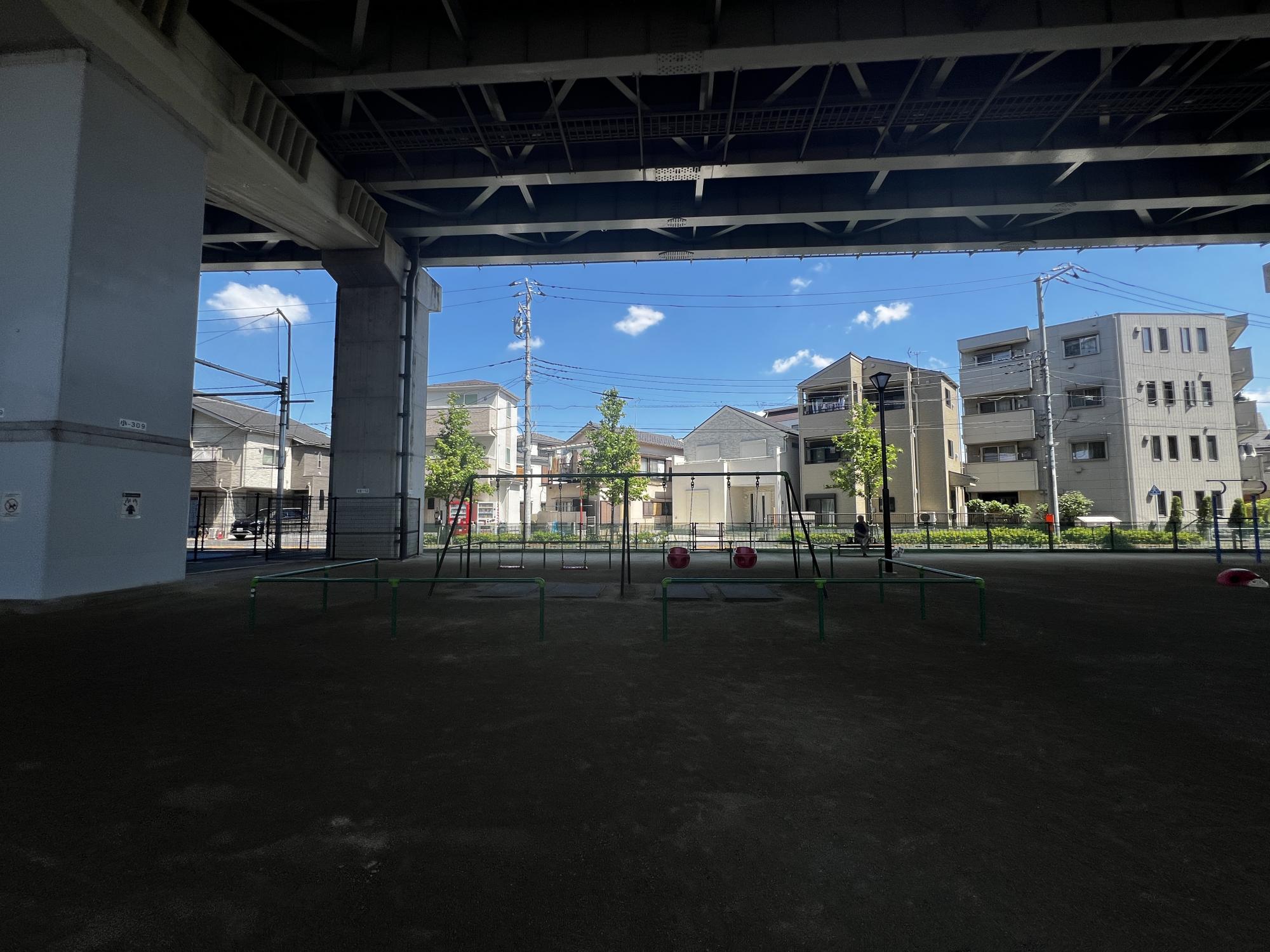 かぶとむし児童遊園