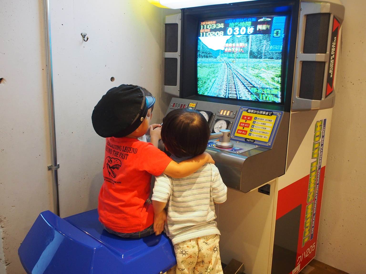 プラレールが走るカフェ子鉄