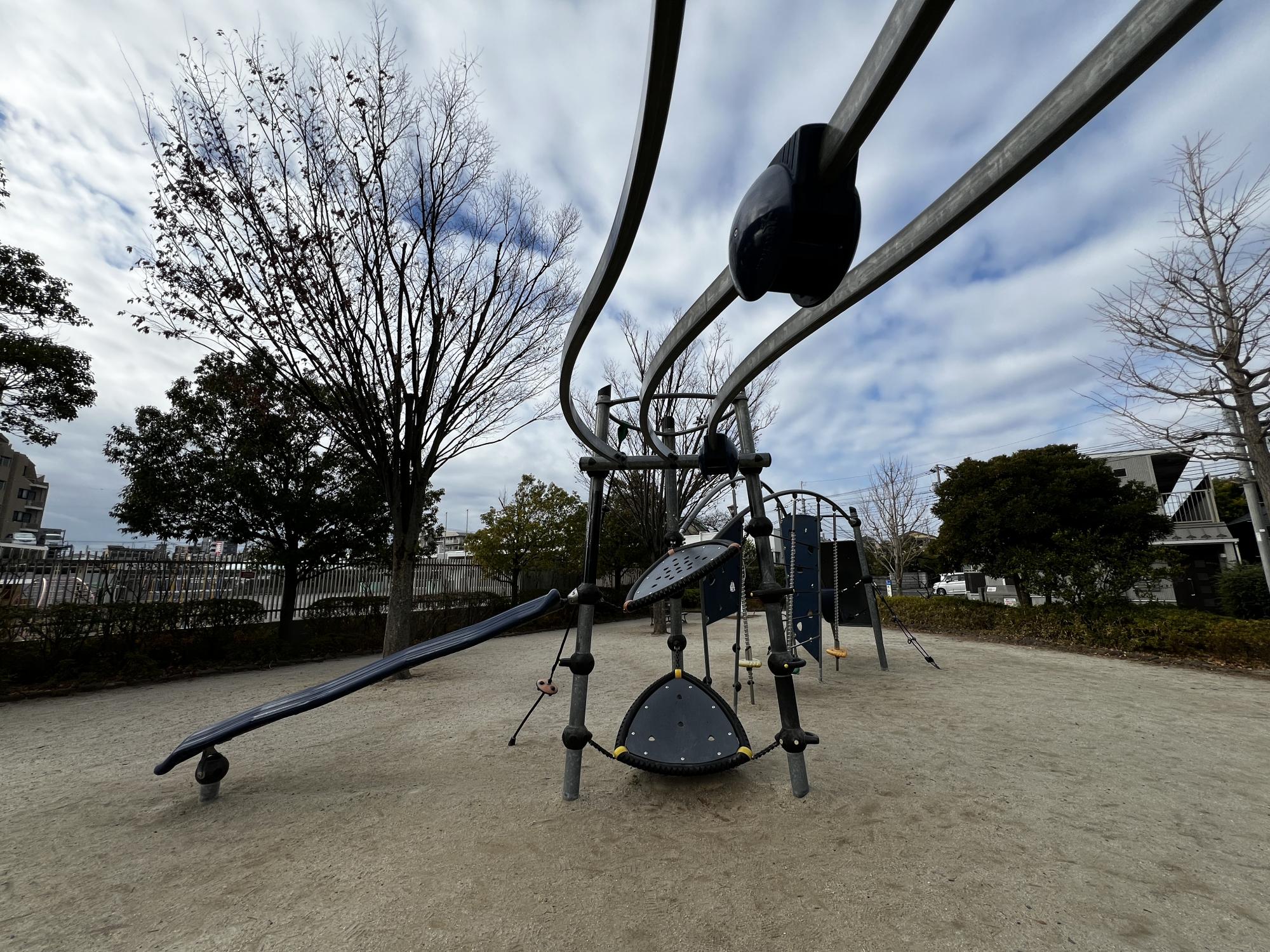 一之江フレンド公園