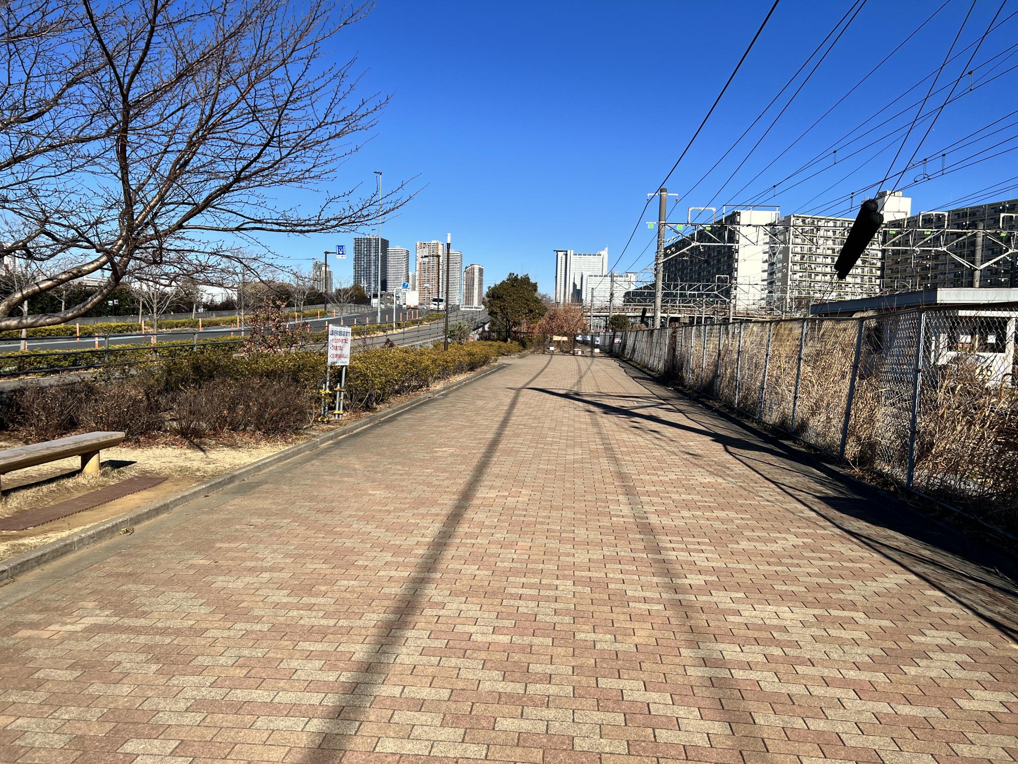 新川崎ふれあい公園