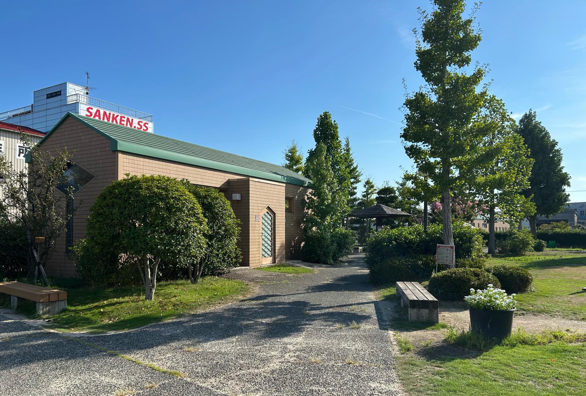 岡山ふれあいセンター「ふれあい広場」