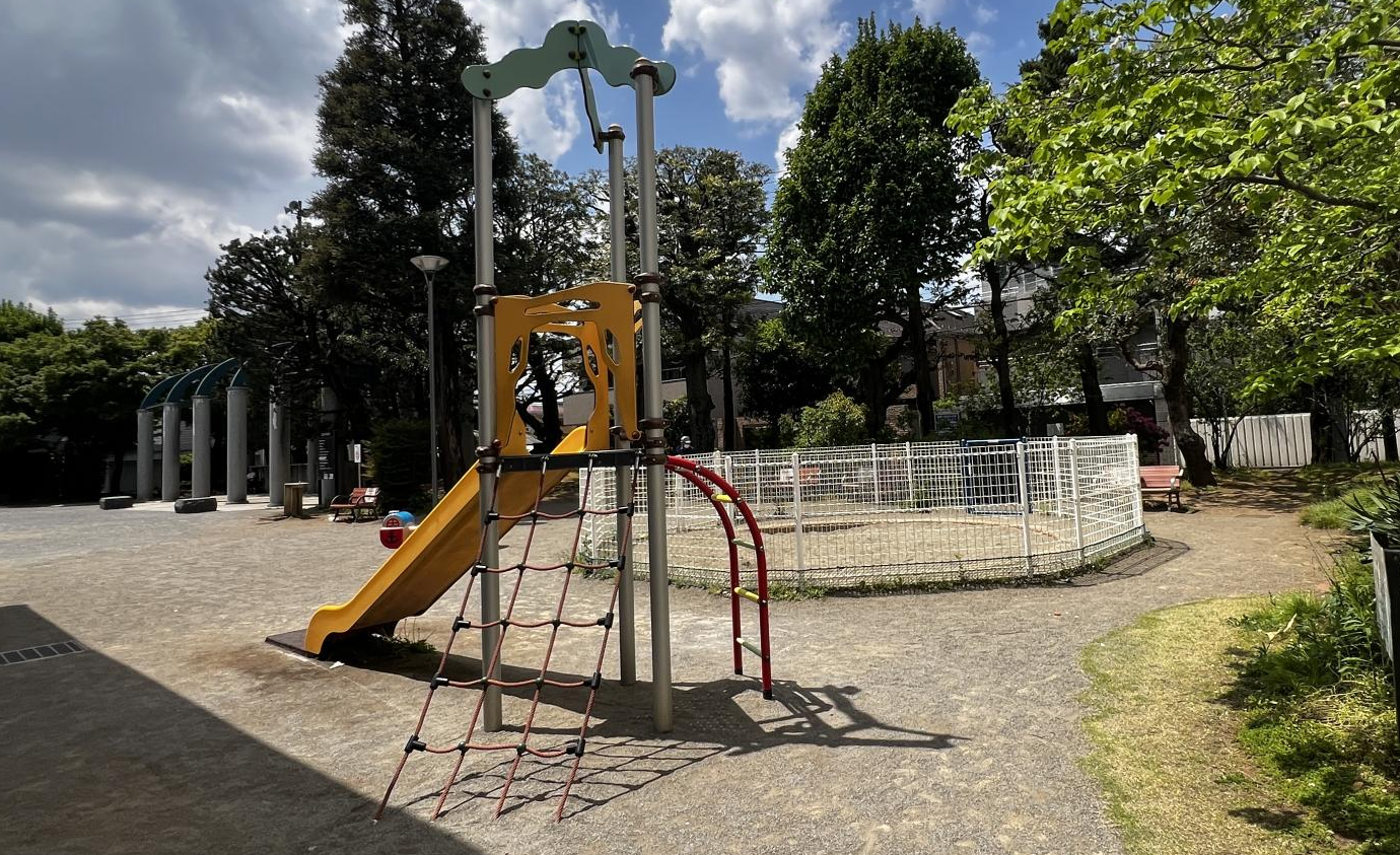 中野区立紅葉山公園