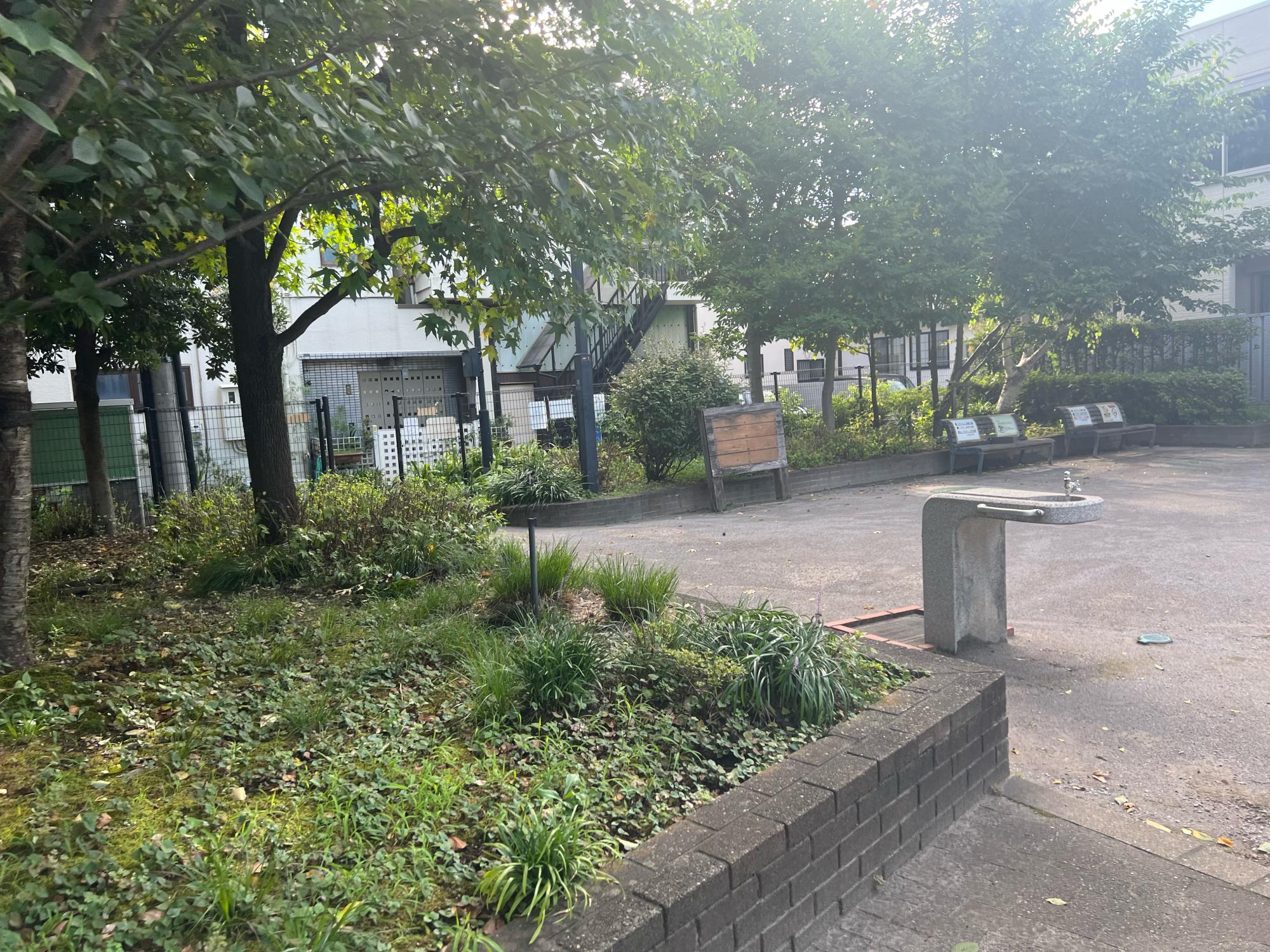 北区立上十条五丁目東緑地