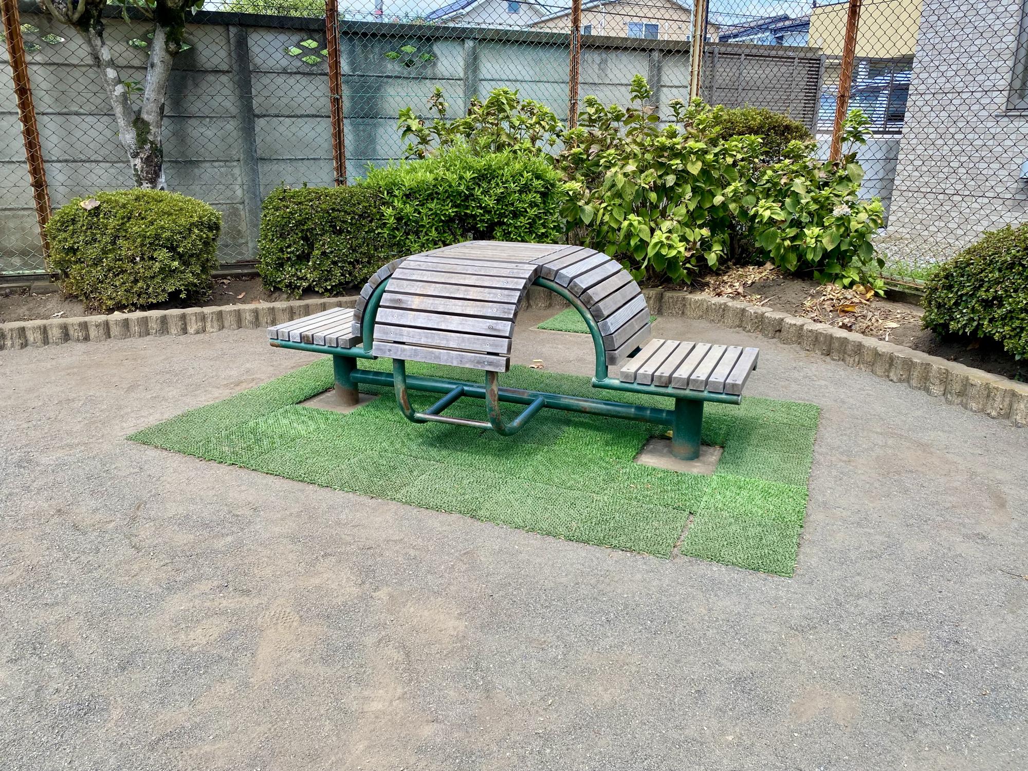 下連雀しらかば児童公園