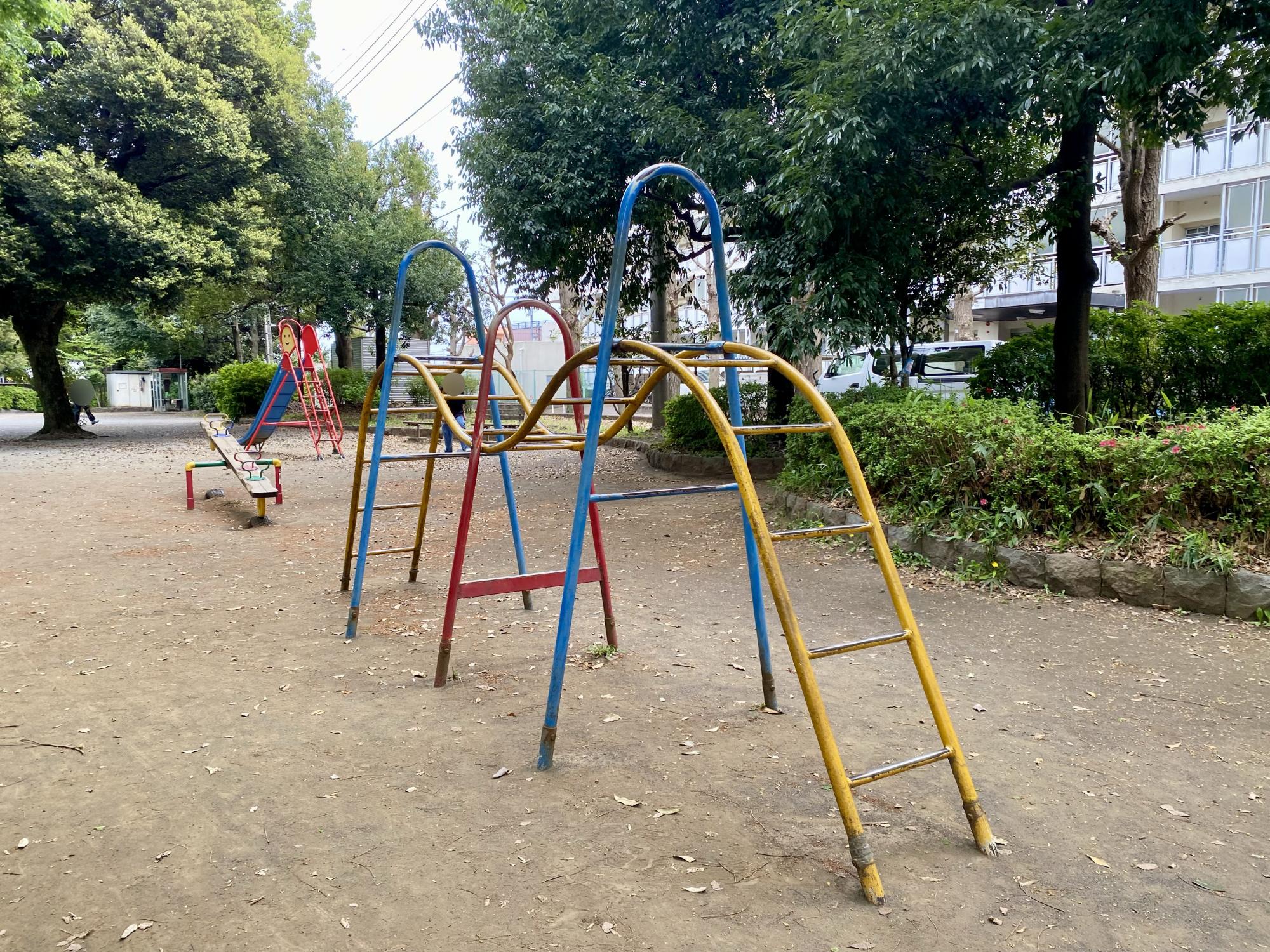 谷戸イチョウ公園