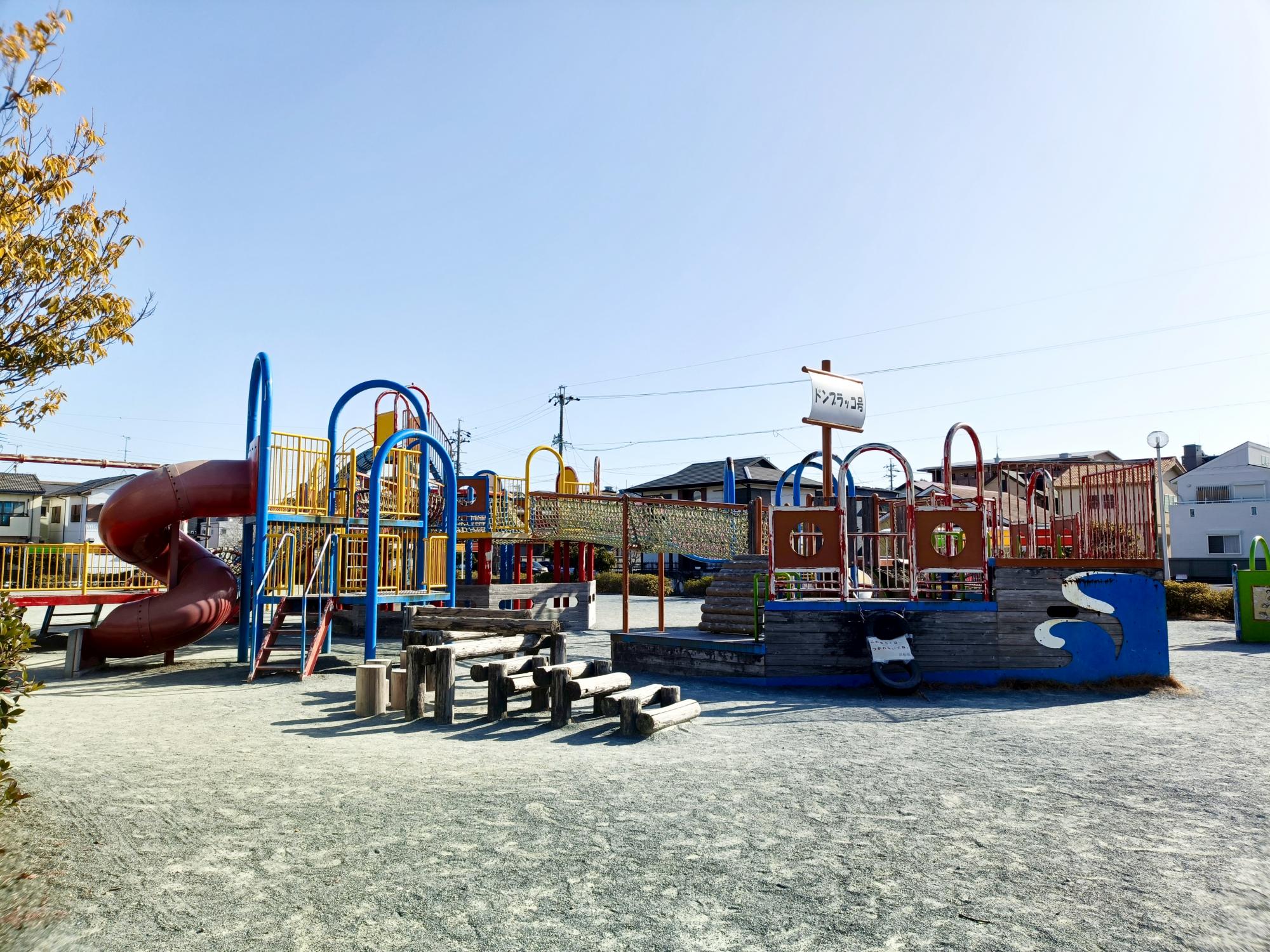 かもえ児童遊園