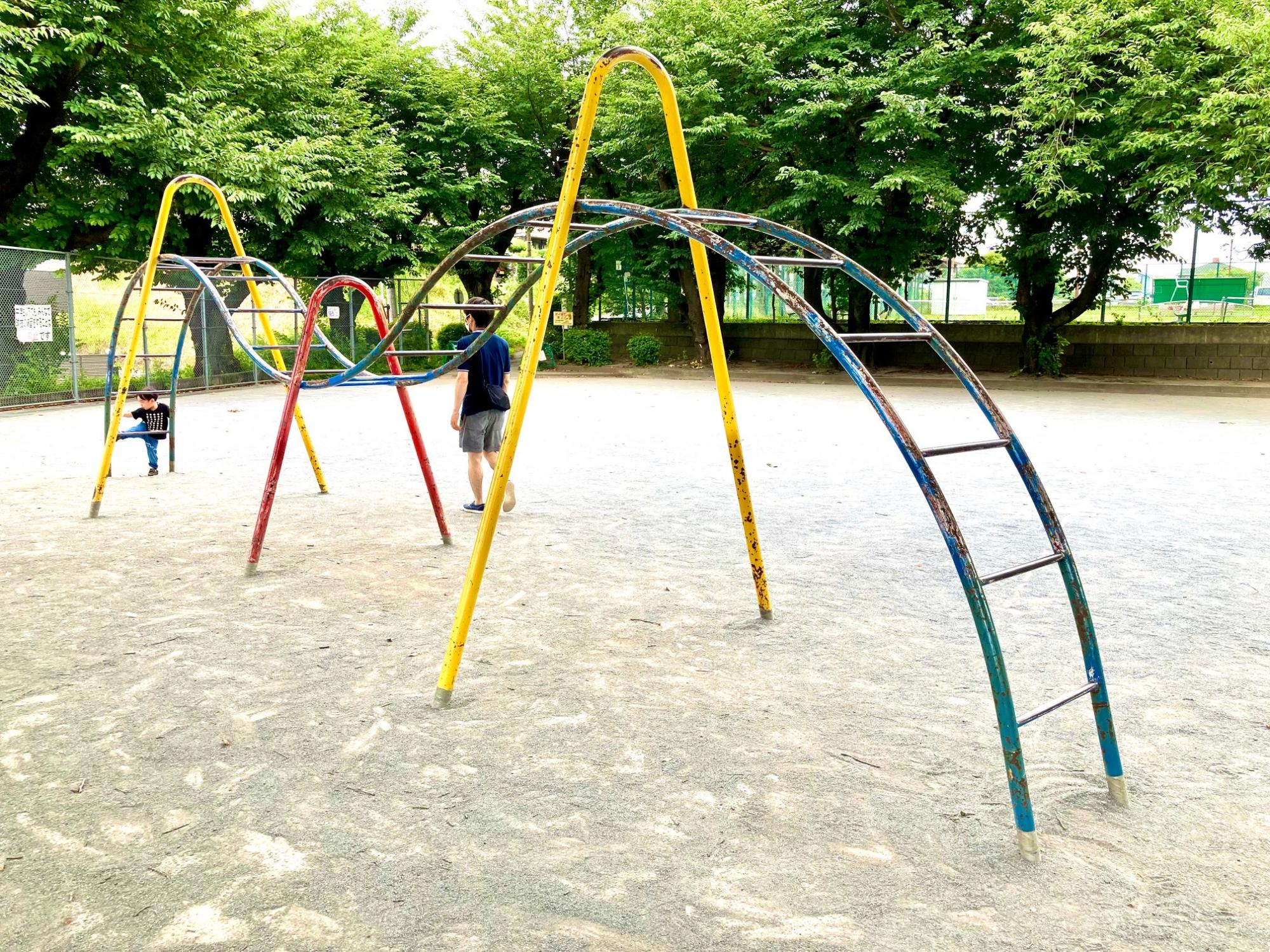 町田中央公園（サン町田旭体育館）