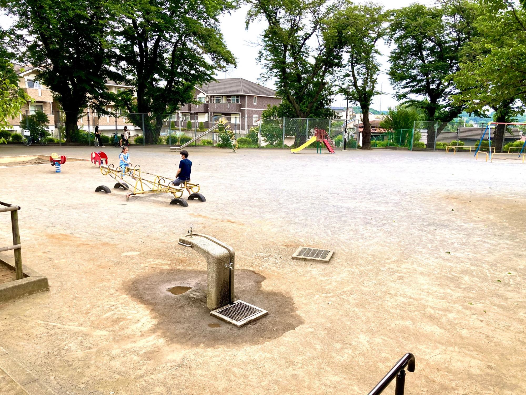 町田中央公園（サン町田旭体育館）