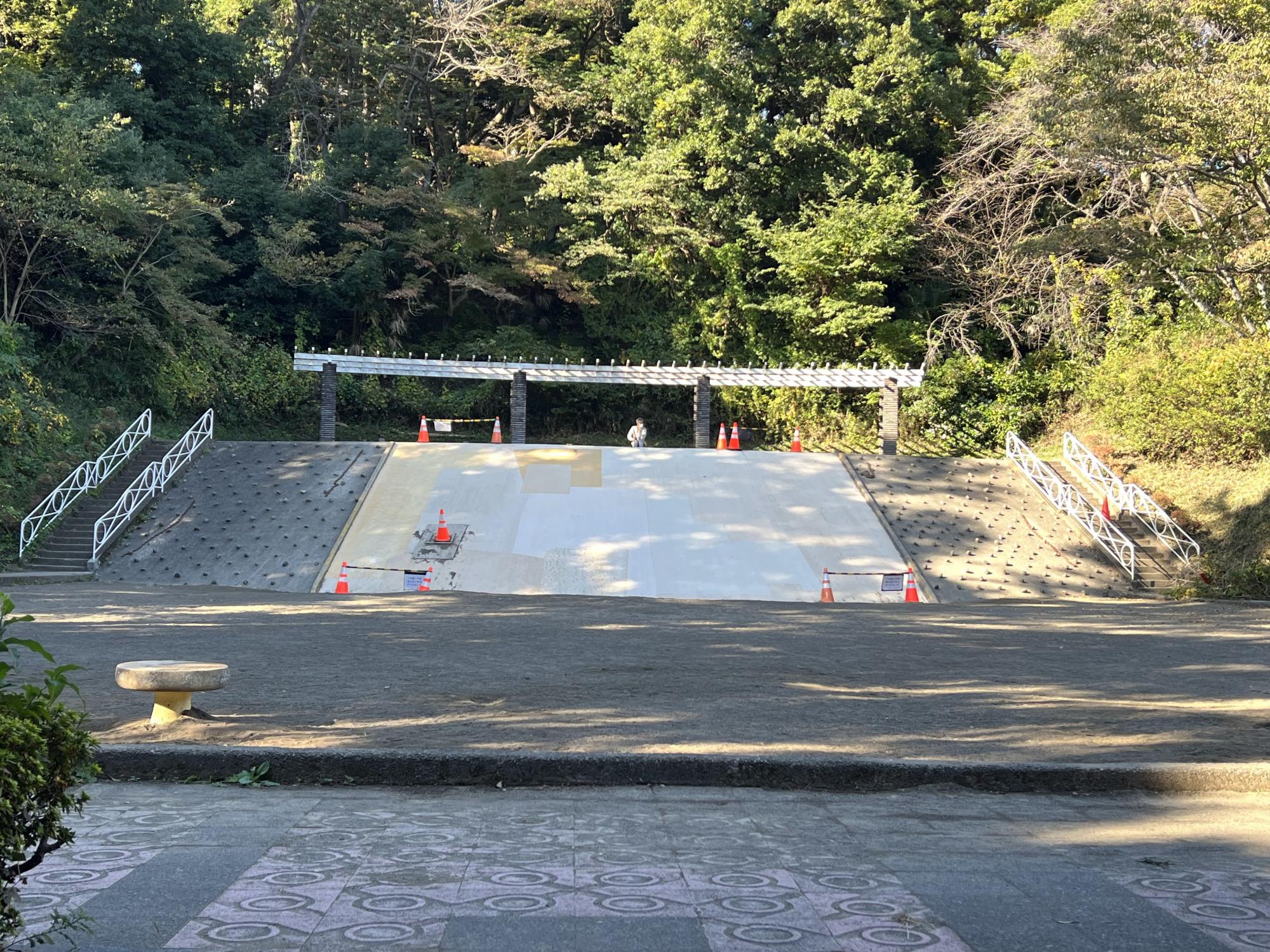 県立三ツ池公園