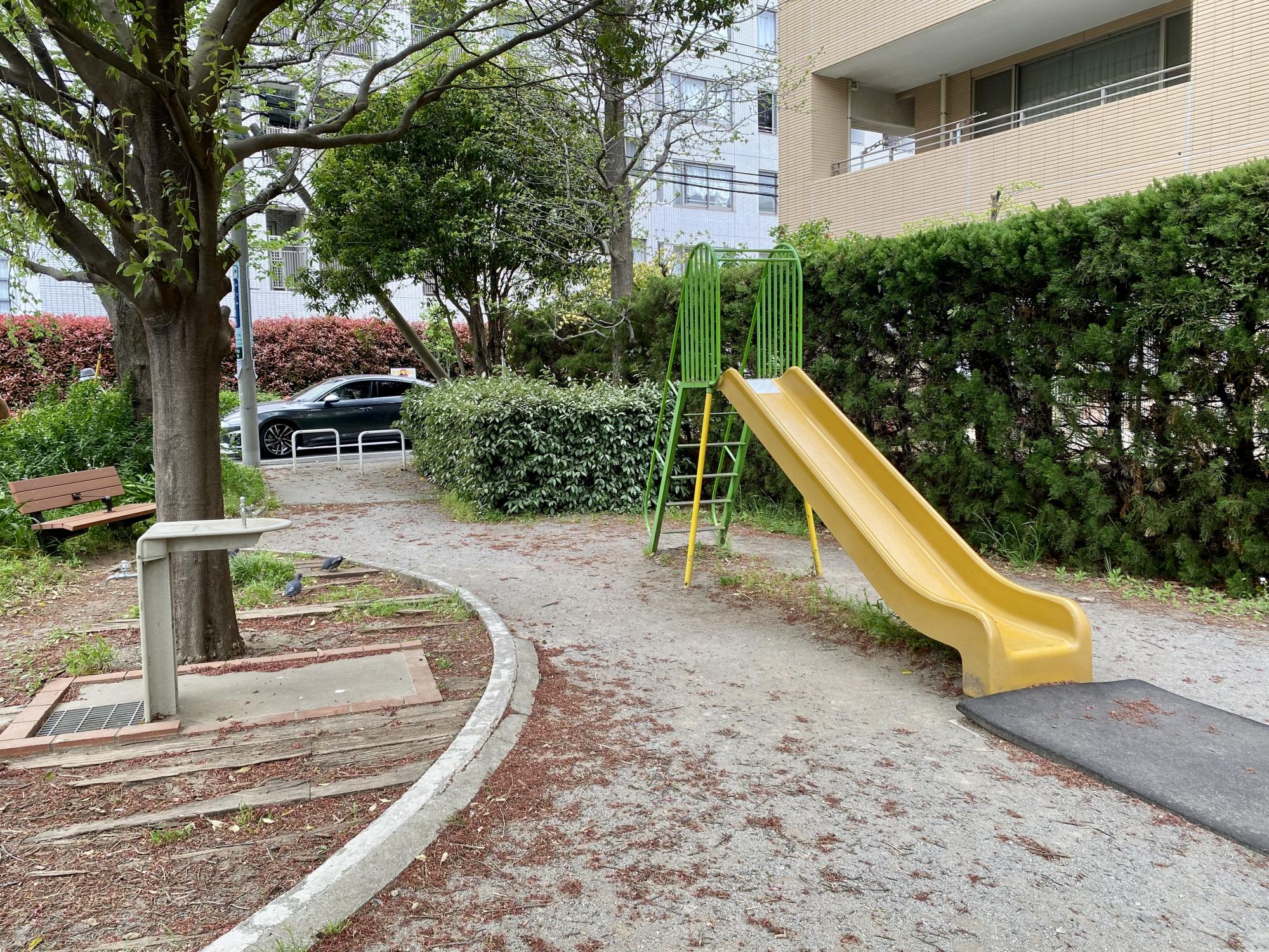 谷戸二丁目第1公園