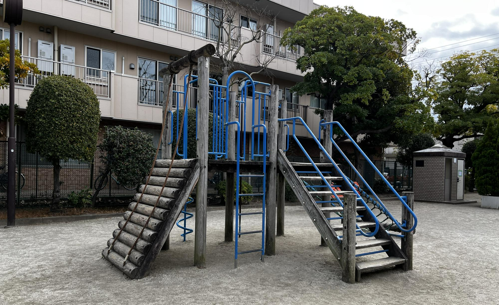 一之江三丁目南公園