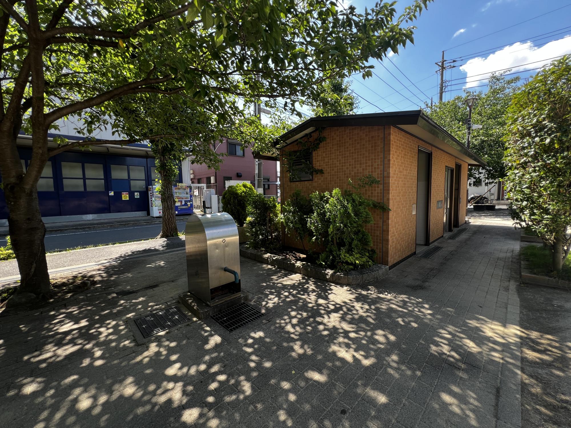 西一之江さくら公園