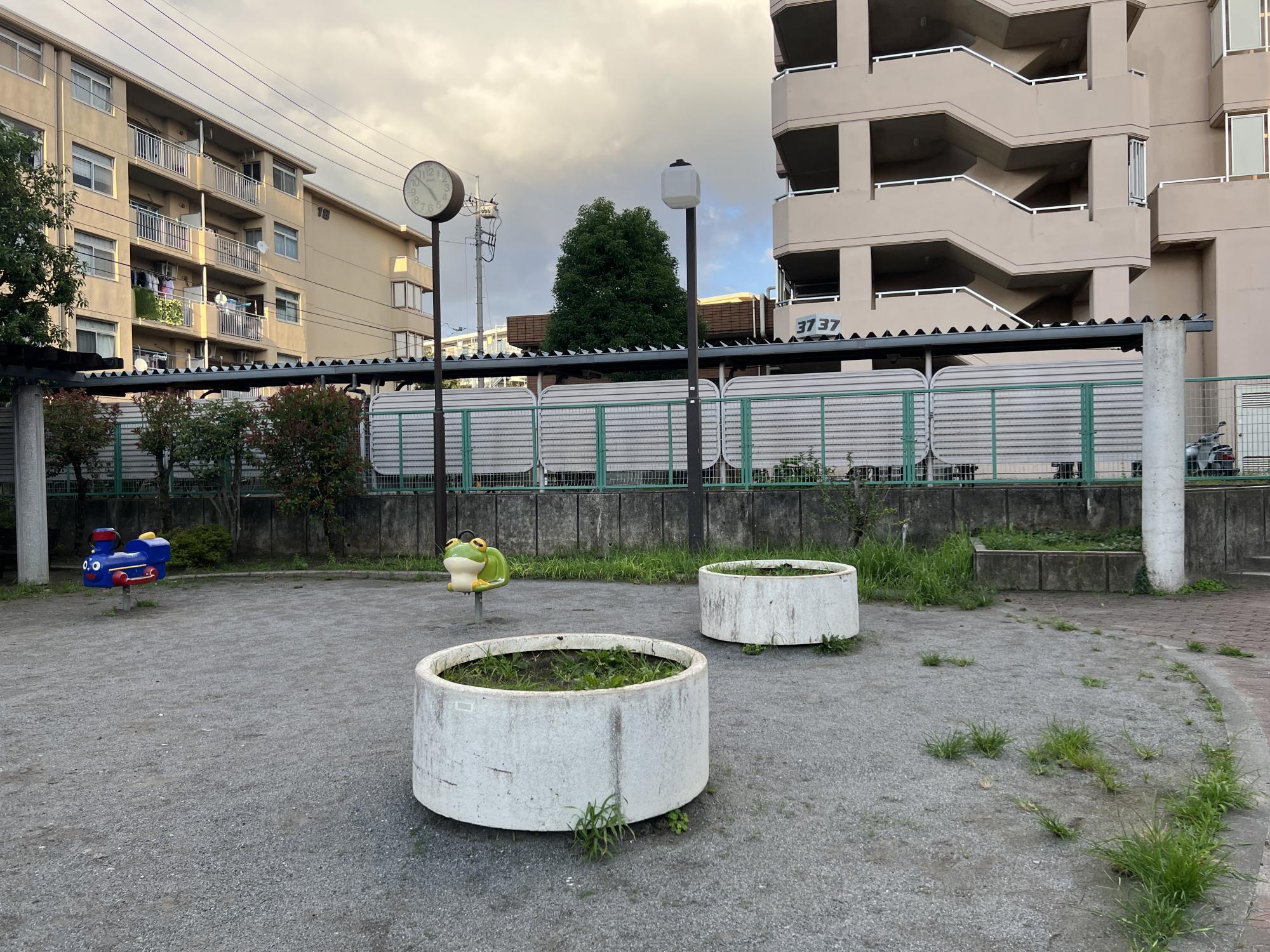 板橋区立西台中央通り公園