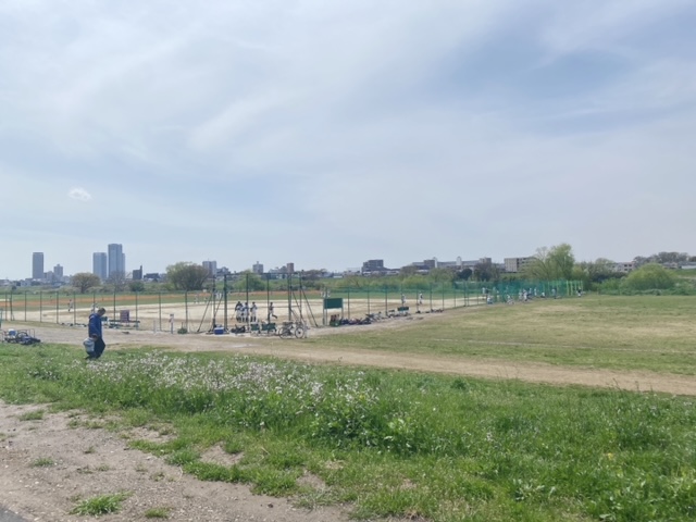 多摩川ガス橋緑地公園&桜並木