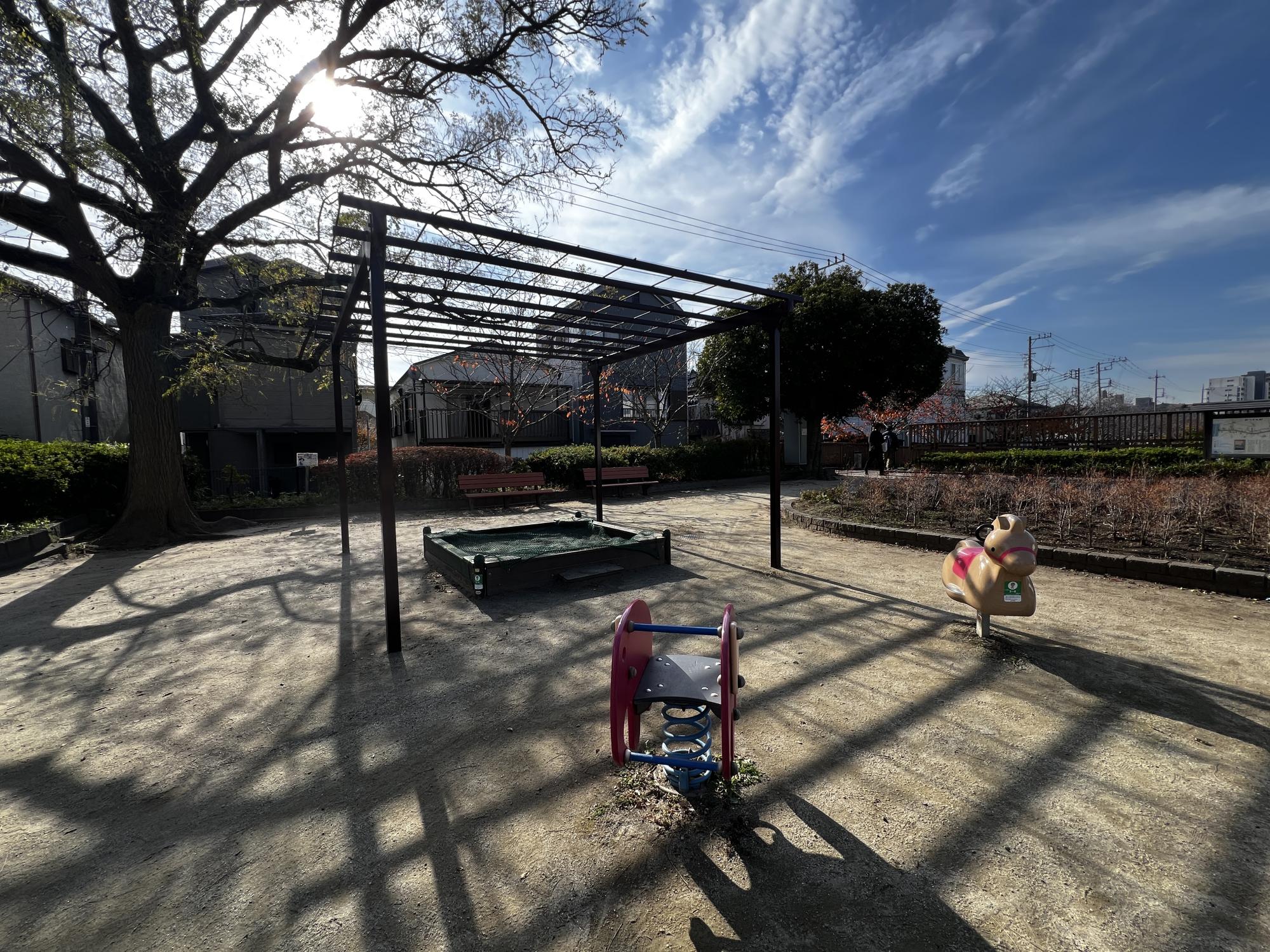 新川口児童遊園