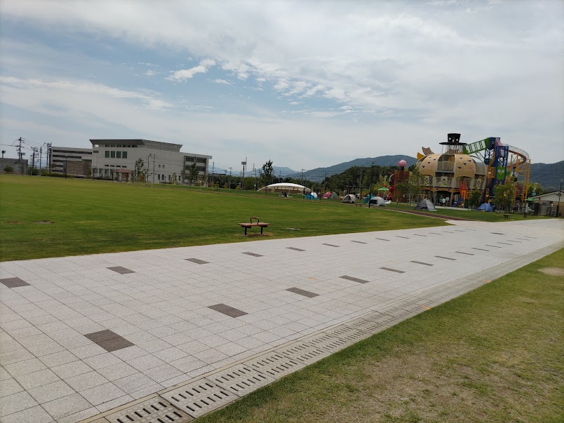 愛宕山ふくろう公園