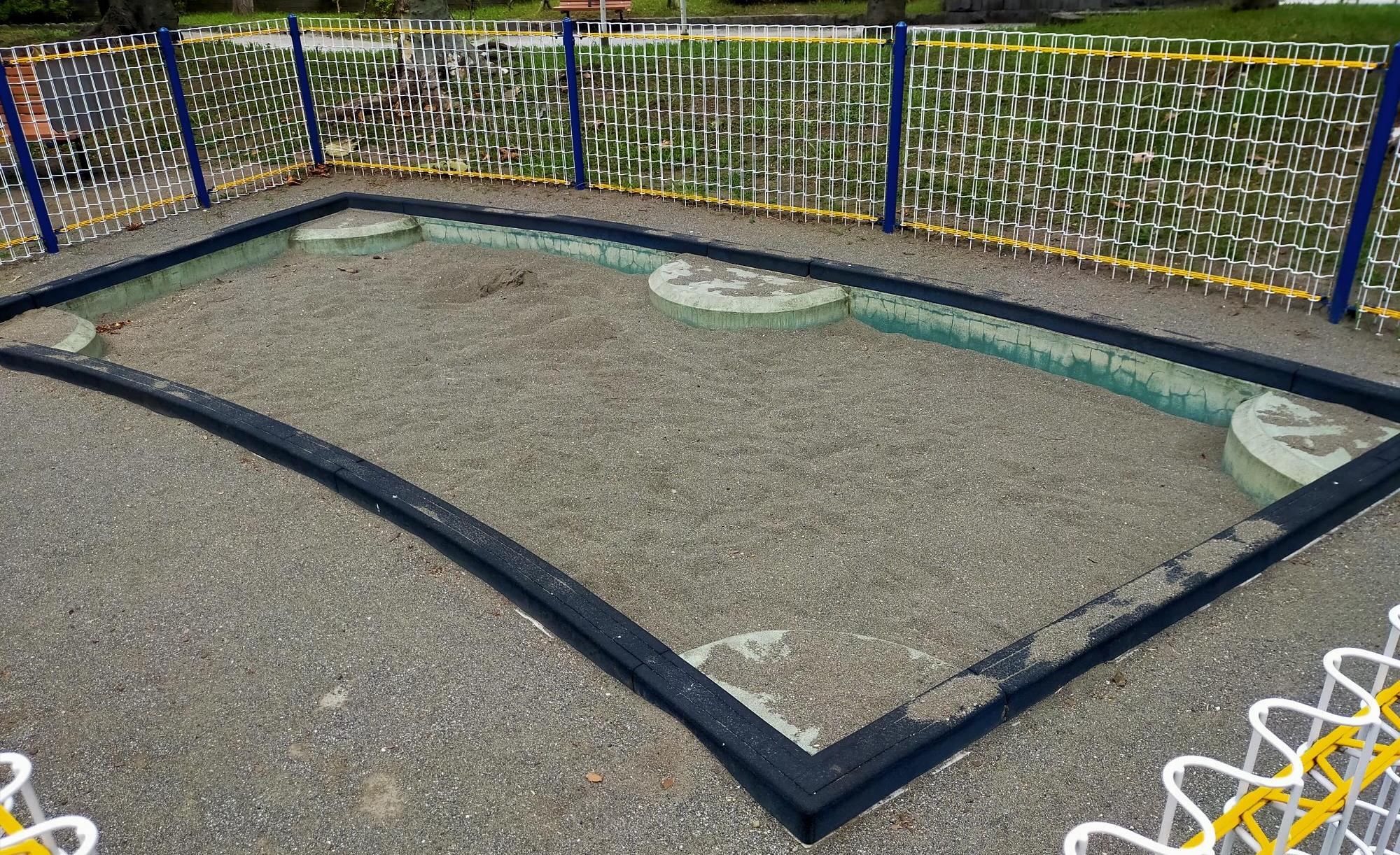 南砂三丁目公園