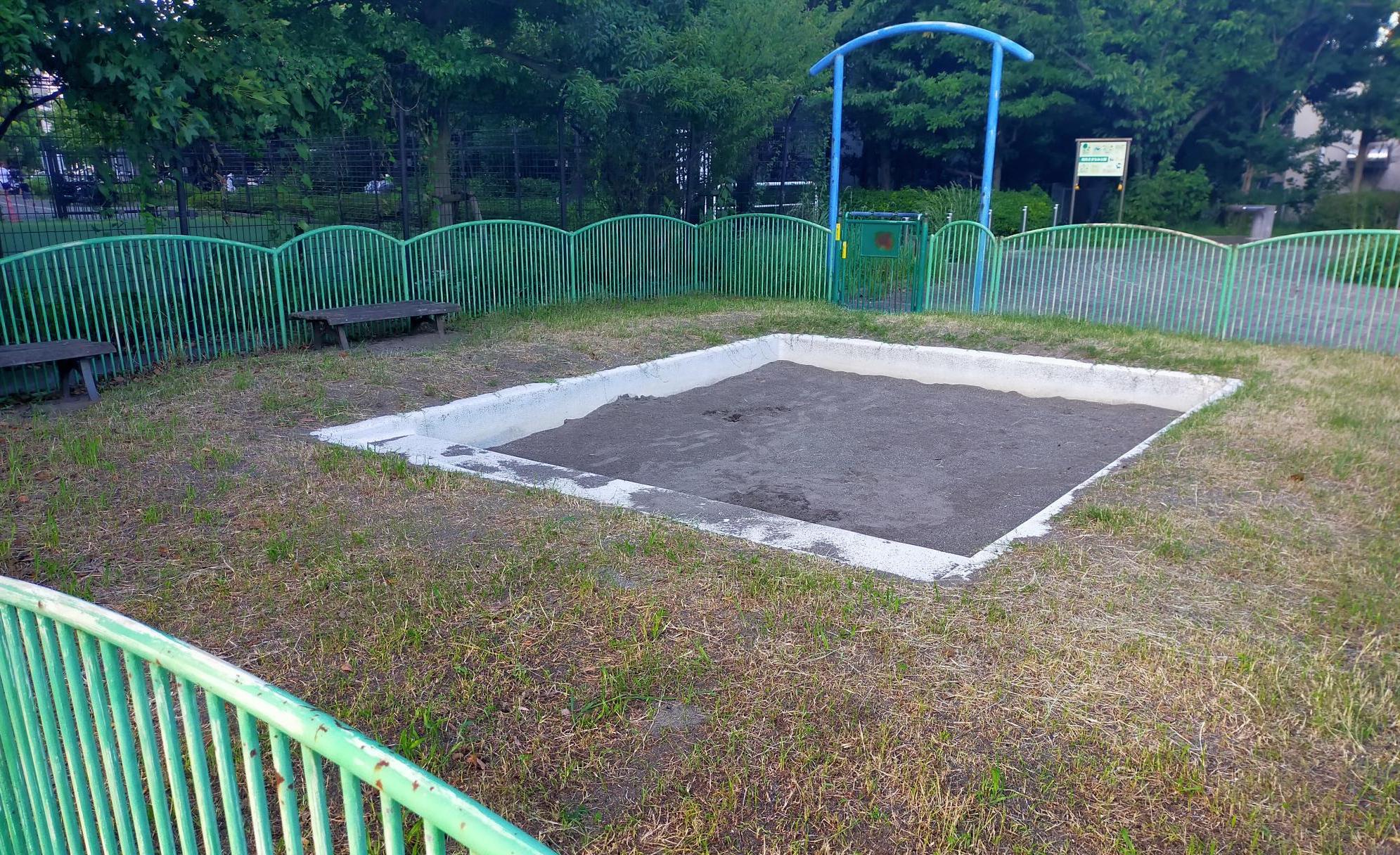 潮見さざなみ公園