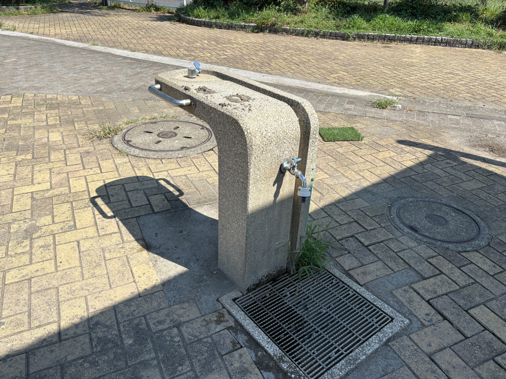 新吉田さんかく公園